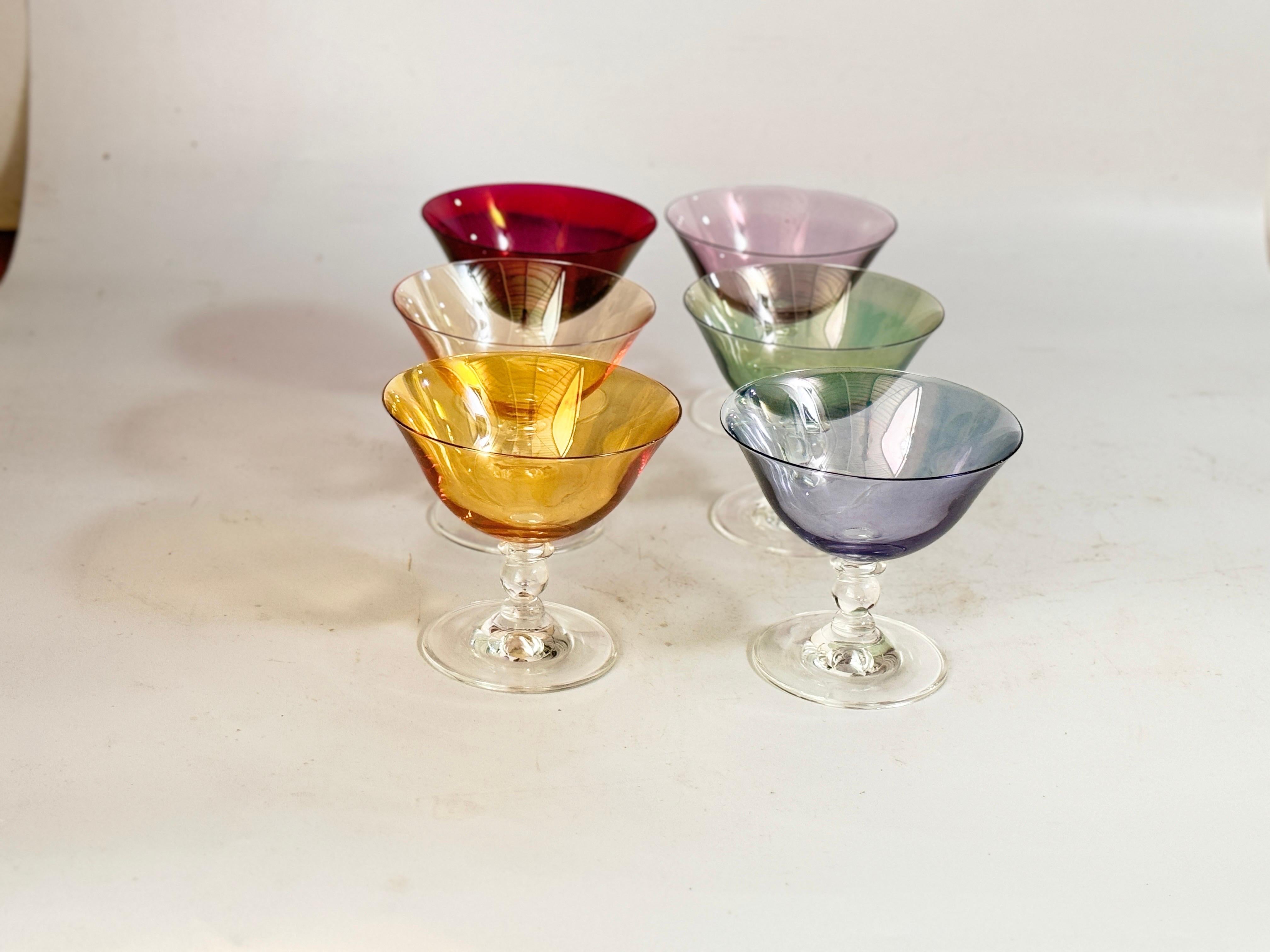 Set di 6 bicchieri da champagne colorati, bicchieri da cocktail, ciotole per la frutta in vendita 8