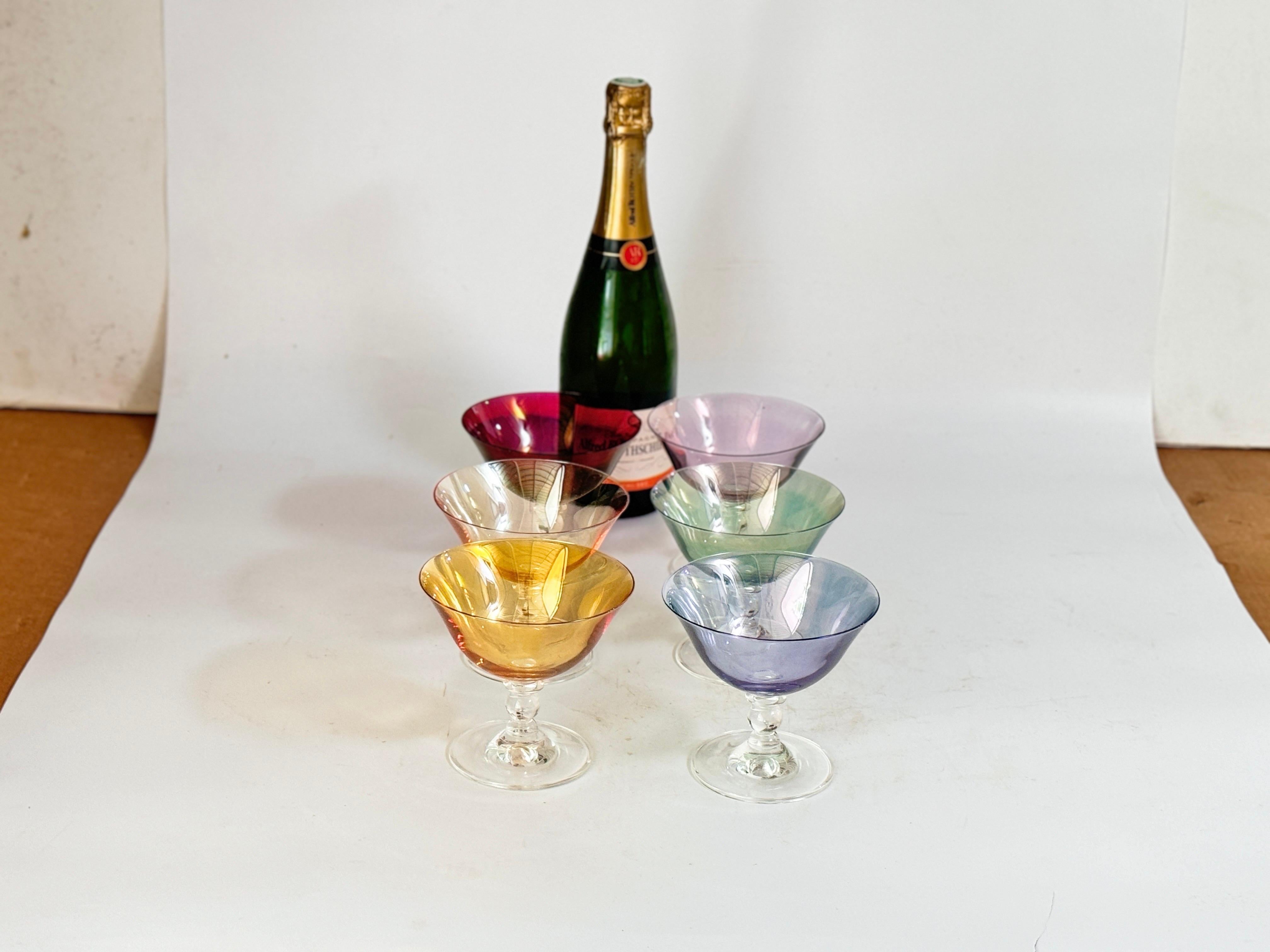 Set di 6 bicchieri da champagne colorati, bicchieri da cocktail, ciotole per la frutta 