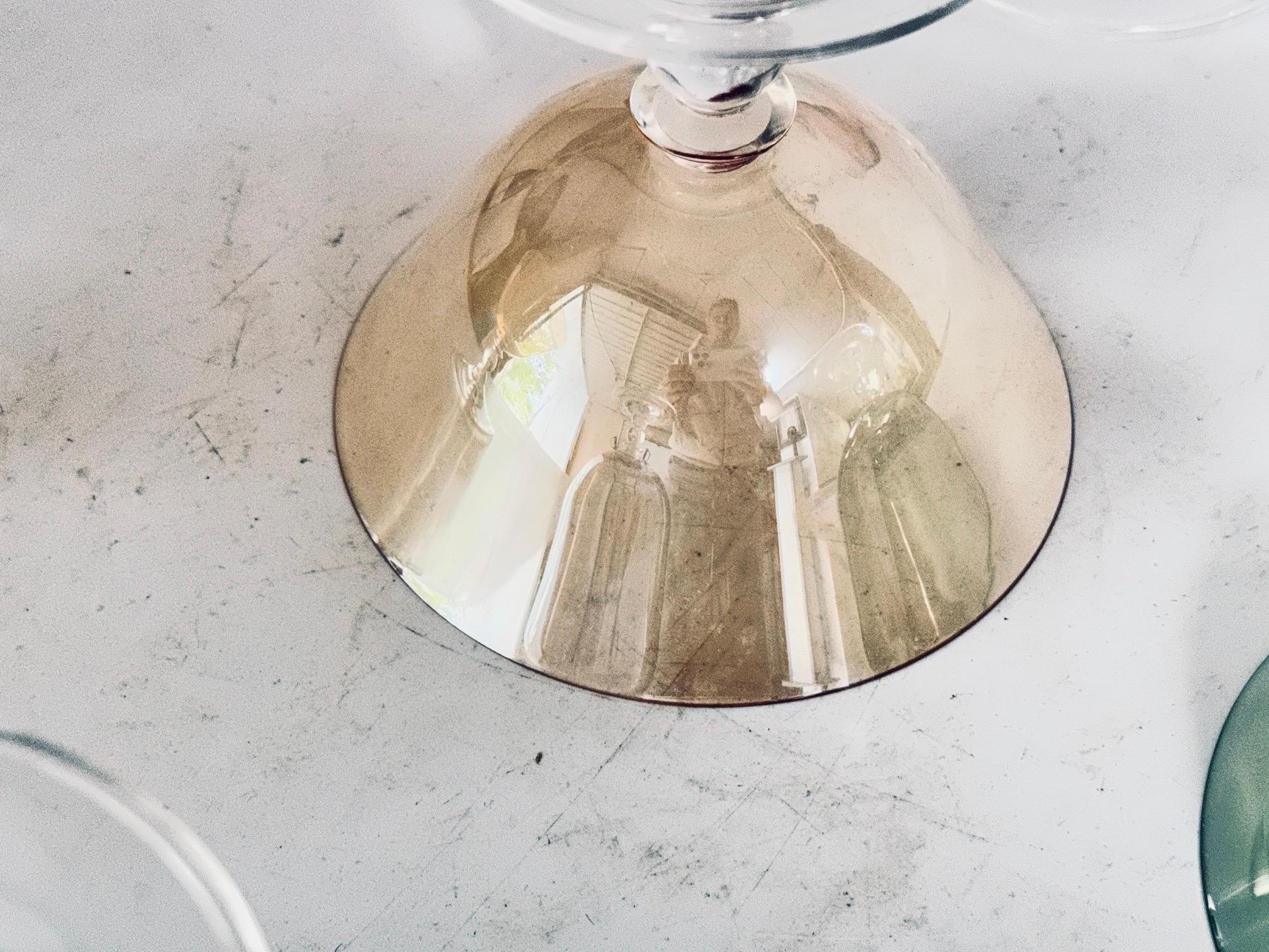 XX secolo Set di 6 bicchieri da champagne colorati, bicchieri da cocktail, ciotole per la frutta in vendita