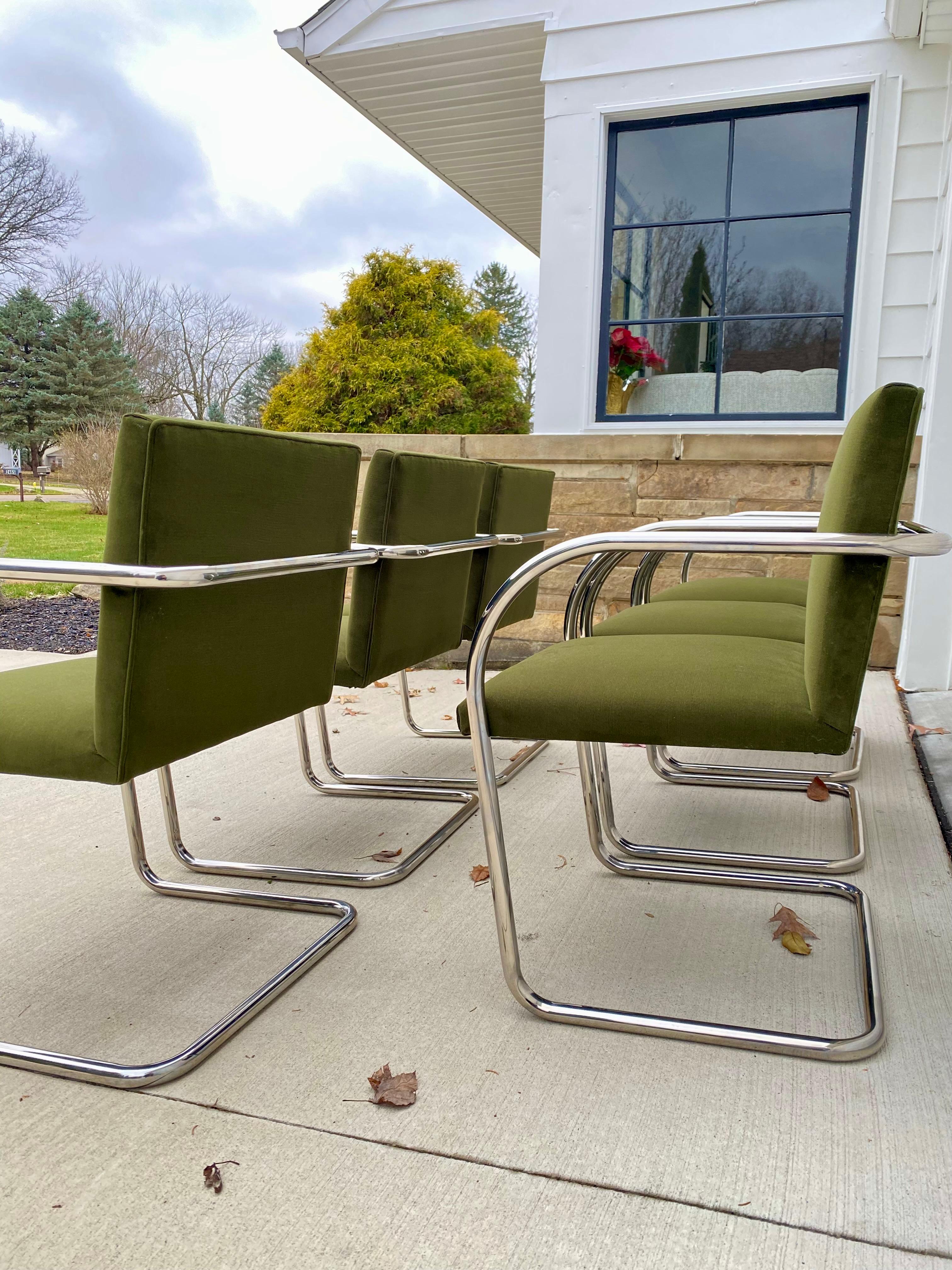 Set of 6 Chrome Mies Van Der Rohe Tubular Brno Chairs by Knoll in Green Velvet For Sale 3