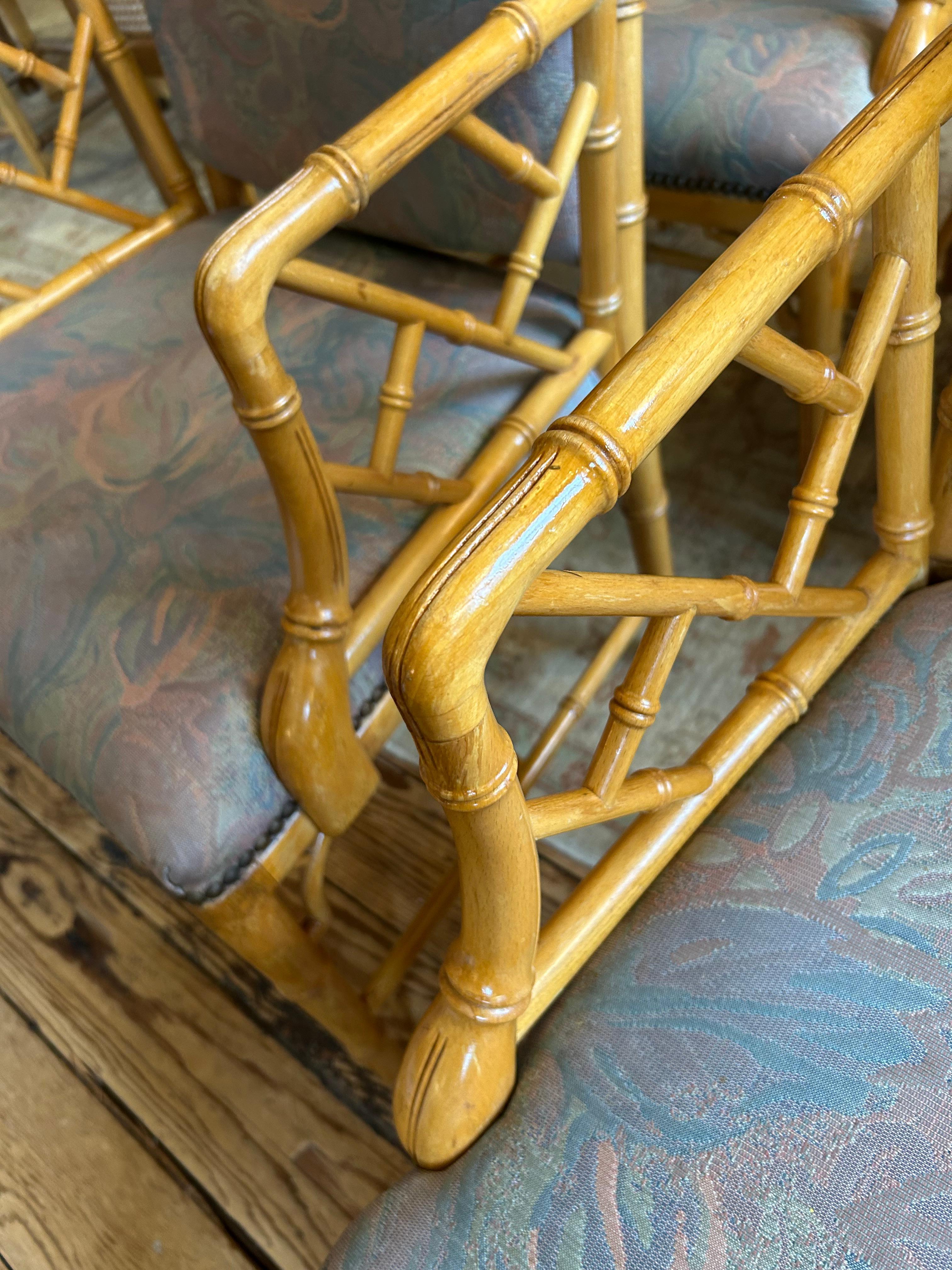 Fin du 20e siècle Ensemble de 6 chaises de salle à manger classiques en bambou de style Chippendale en vente