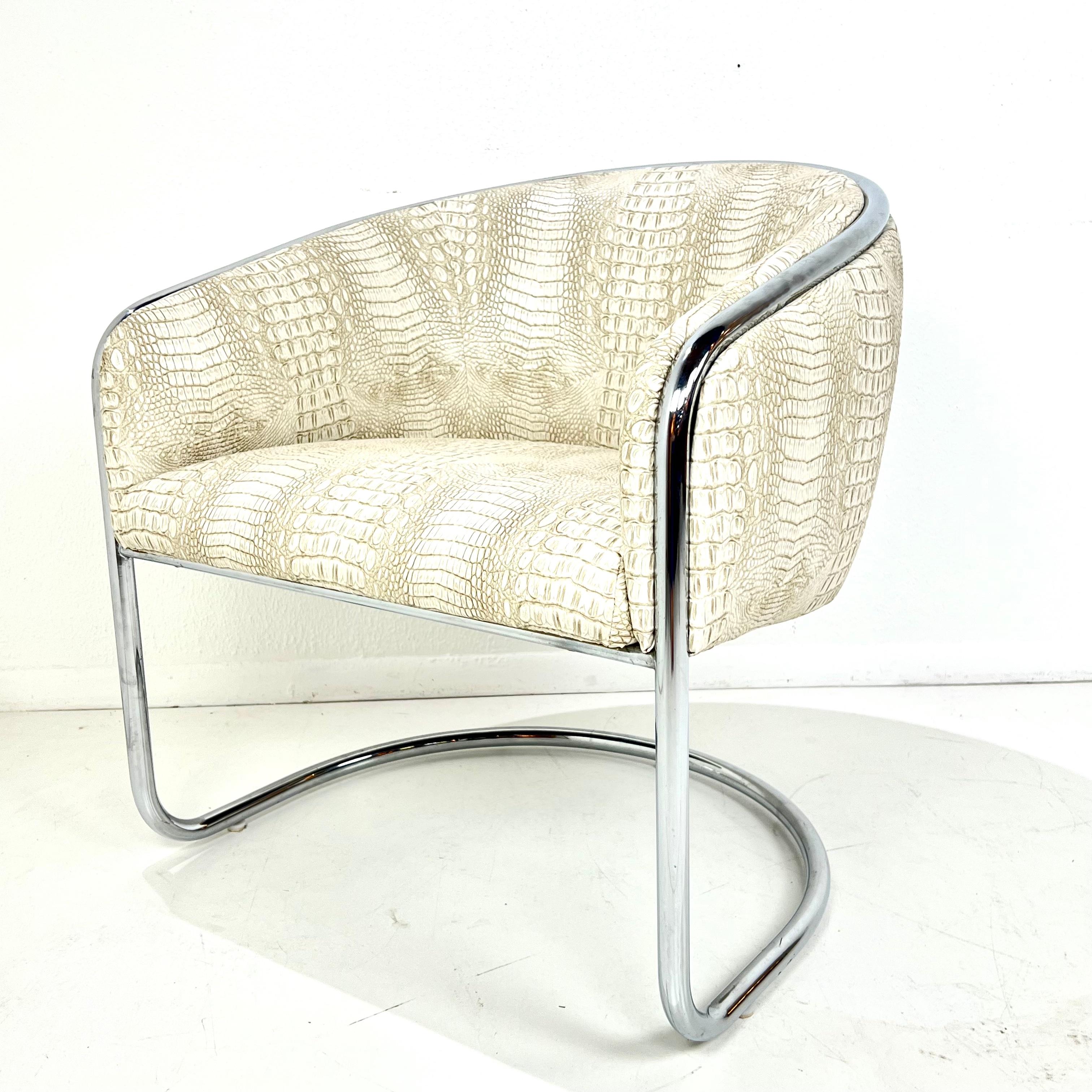Set of 6 Club Tub Chairs by Anton Lorenz & Joan Burgasser for Thonet In Good Condition For Sale In Dallas, TX