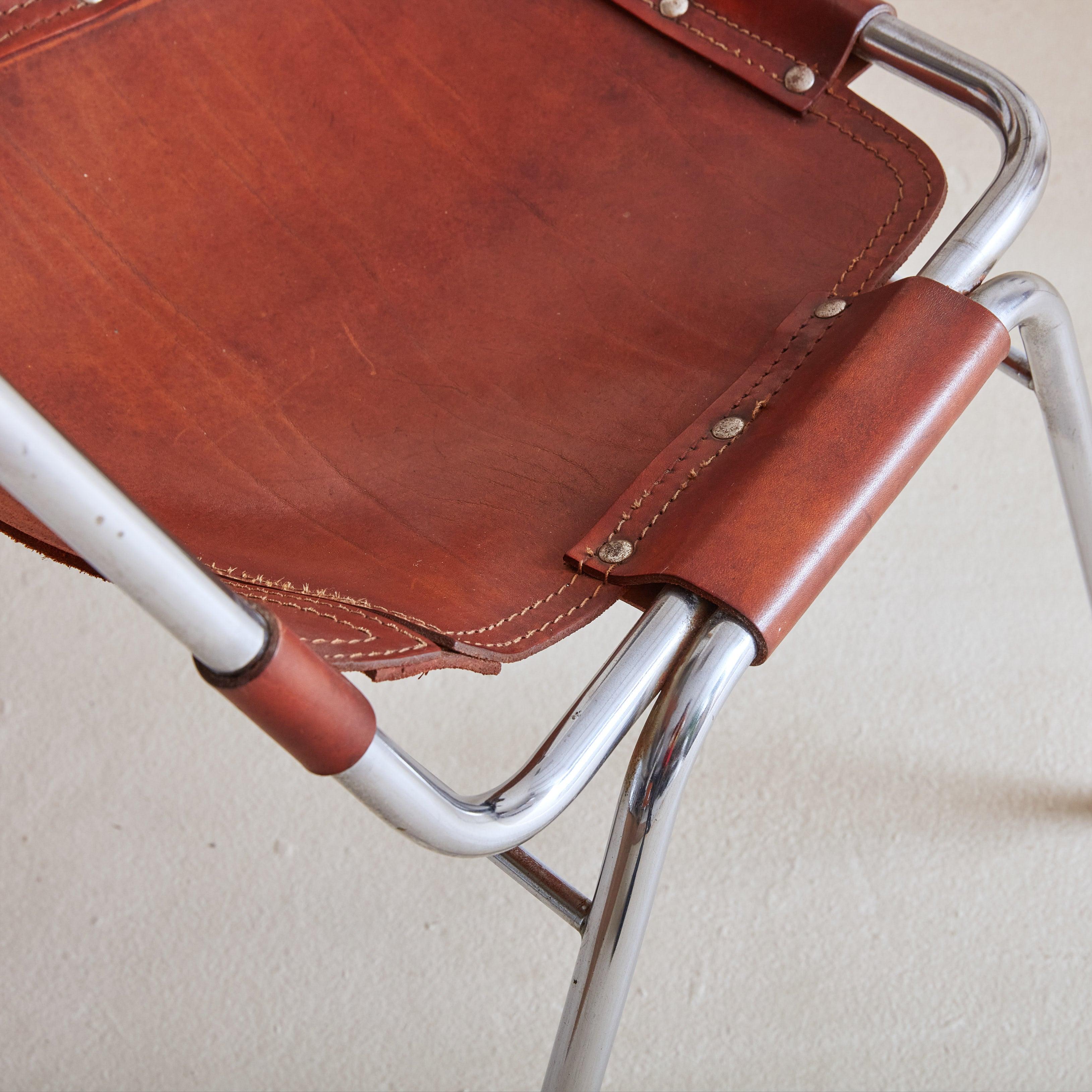 Set di 6 sedie Les Arcs in pelle cognac attribuite a Charlotte Perriand In condizioni buone in vendita a Chicago, IL