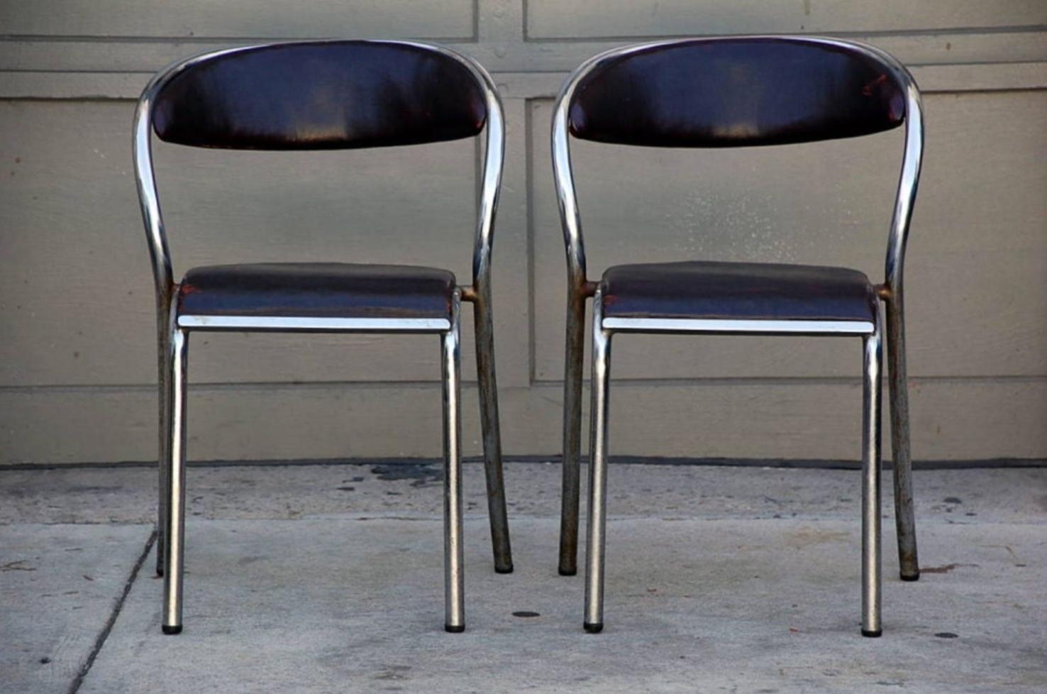 Set of 6 Comfortable French Modernist Chairs In Good Condition For Sale In Los Angeles, CA