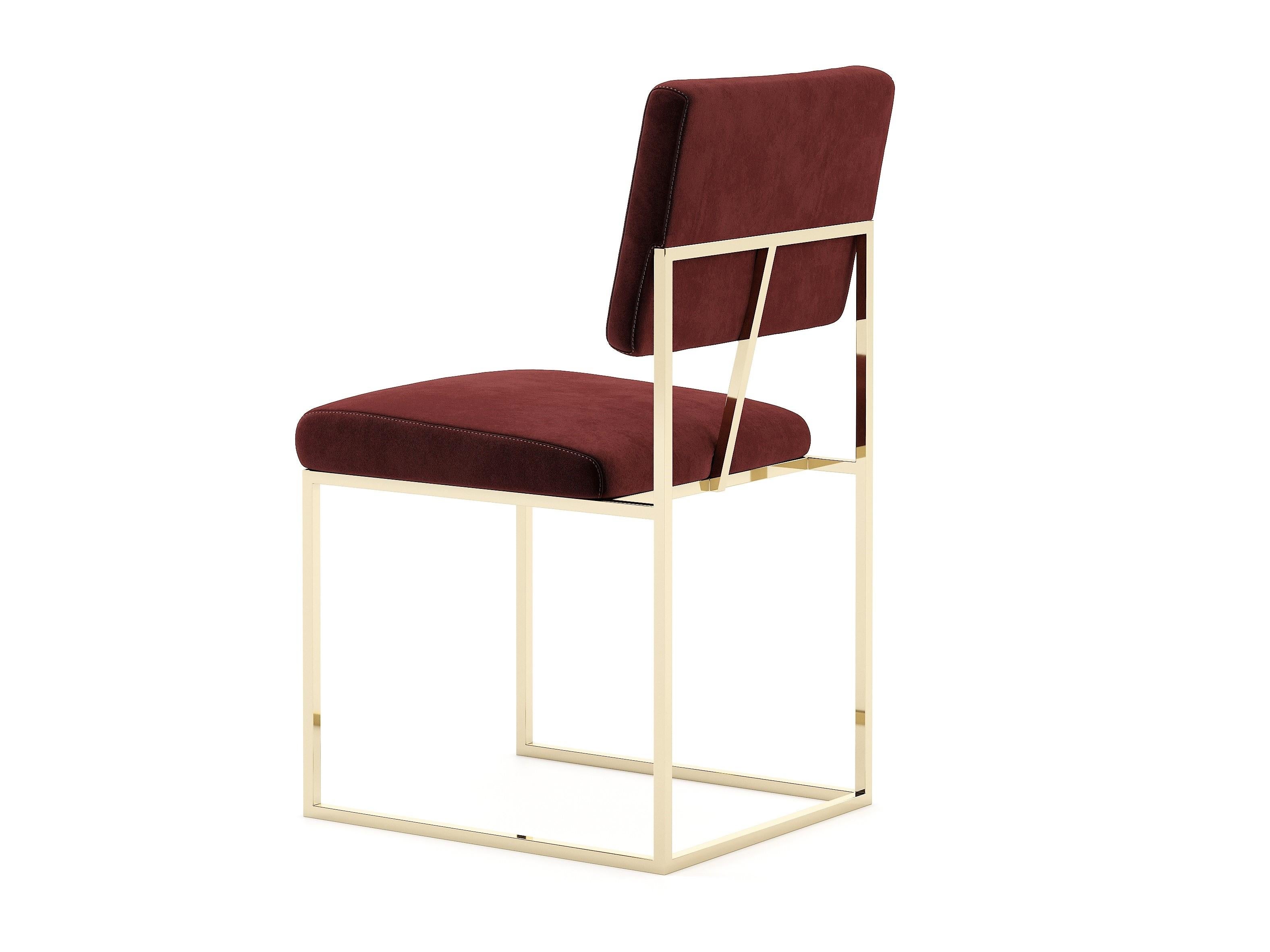 Contemporary Minimalist style dining chair featuring sleek metal legs in a satin brass tone.
Seat and back upholstered in deep Bordeaux cotton velvet.
Materials: Stainless steel, velvet.
Finishes: Satin brass, Bordeaux.
Handcrafted in