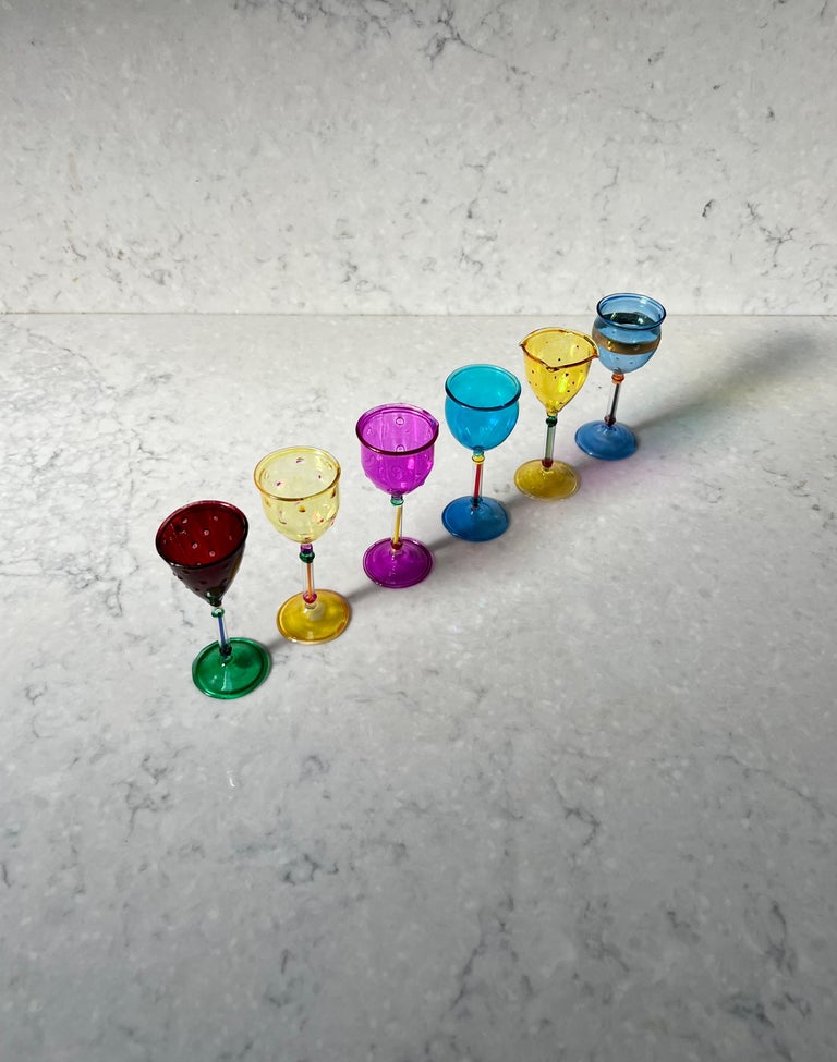 https://a.1stdibscdn.com/set-of-6-cordial-glasses-by-antonio-salviati-for-venezia-20th-century-for-sale-picture-3/f_60752/f_293621721656544753971/5DDBFD44_92AF_48A1_838E_D8C897B51519_master.jpeg?width=768