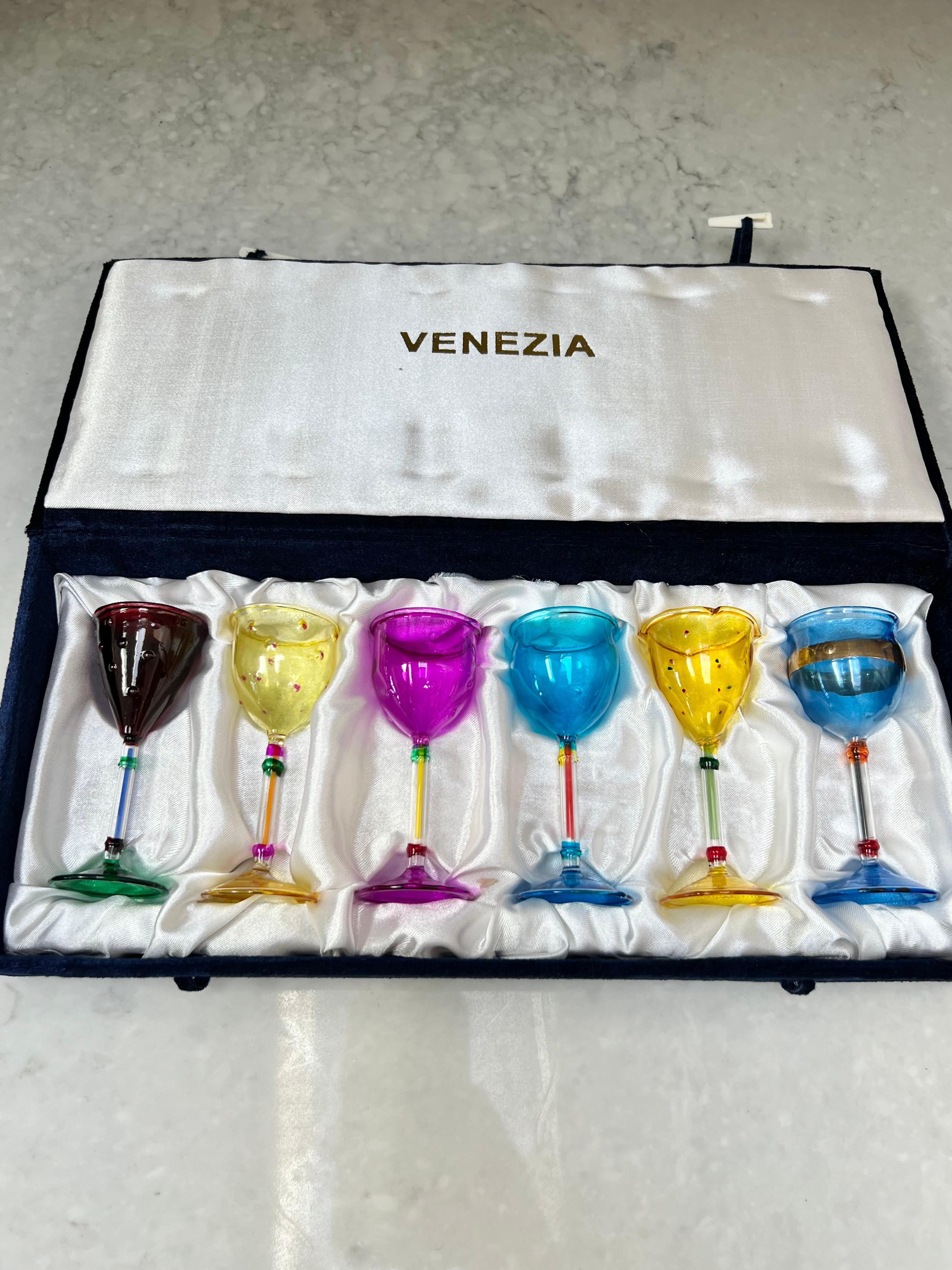 Set of 6 Cordial Glasses by Antonio Salviati for Venezia, 20th Century 1