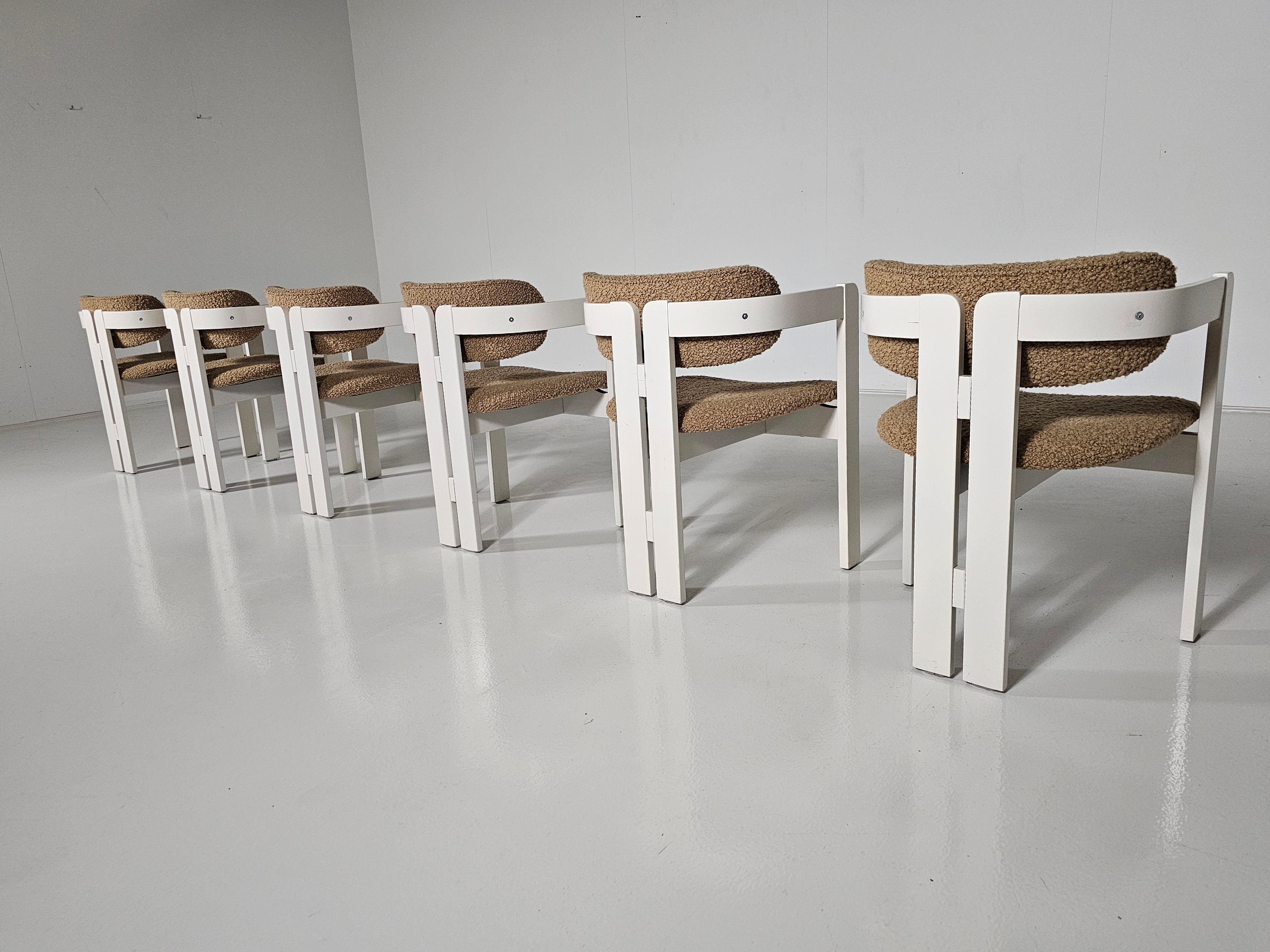 Mid-Century Modern Set of 6 cream and beige colored Pigreco Style Dining Chairs, Italy, 1970
