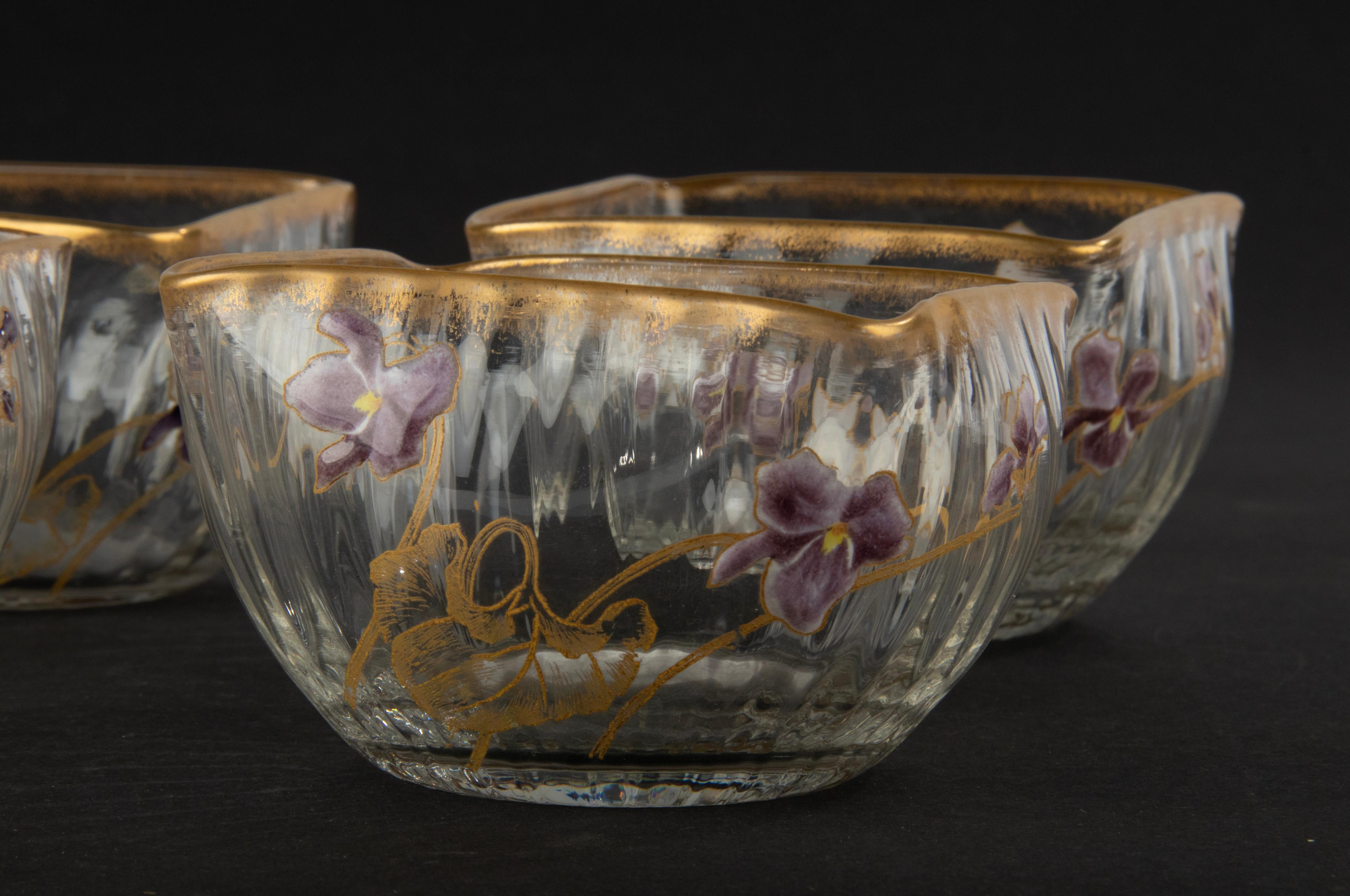 Set of 6 Crystal Art Nouveau Bowls Hand Painted with Flowers Attr. to Daum Nancy For Sale 4