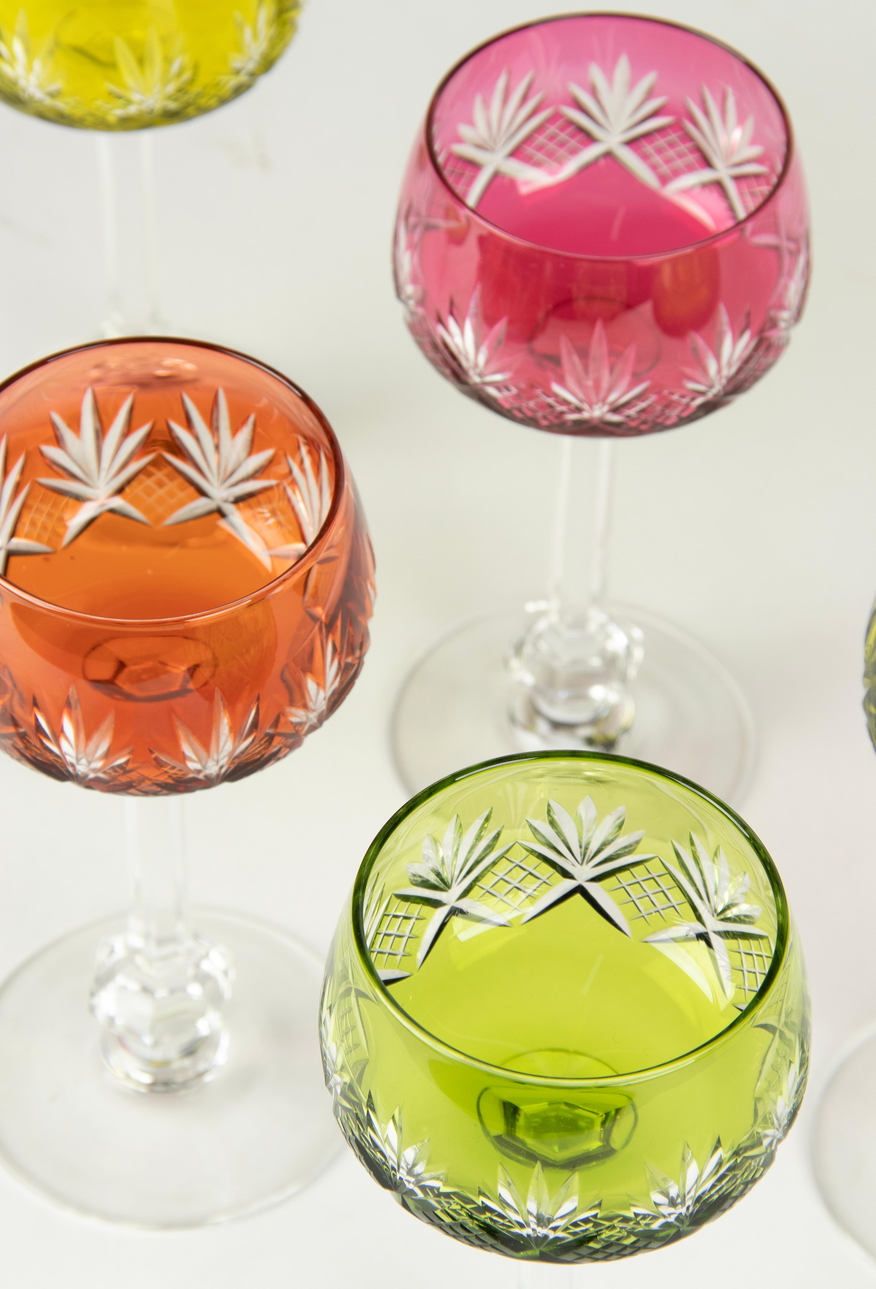 Ensemble de 6 verres à vin de couleur cristal fabriqués par Val Saint Lambert  en vente 3