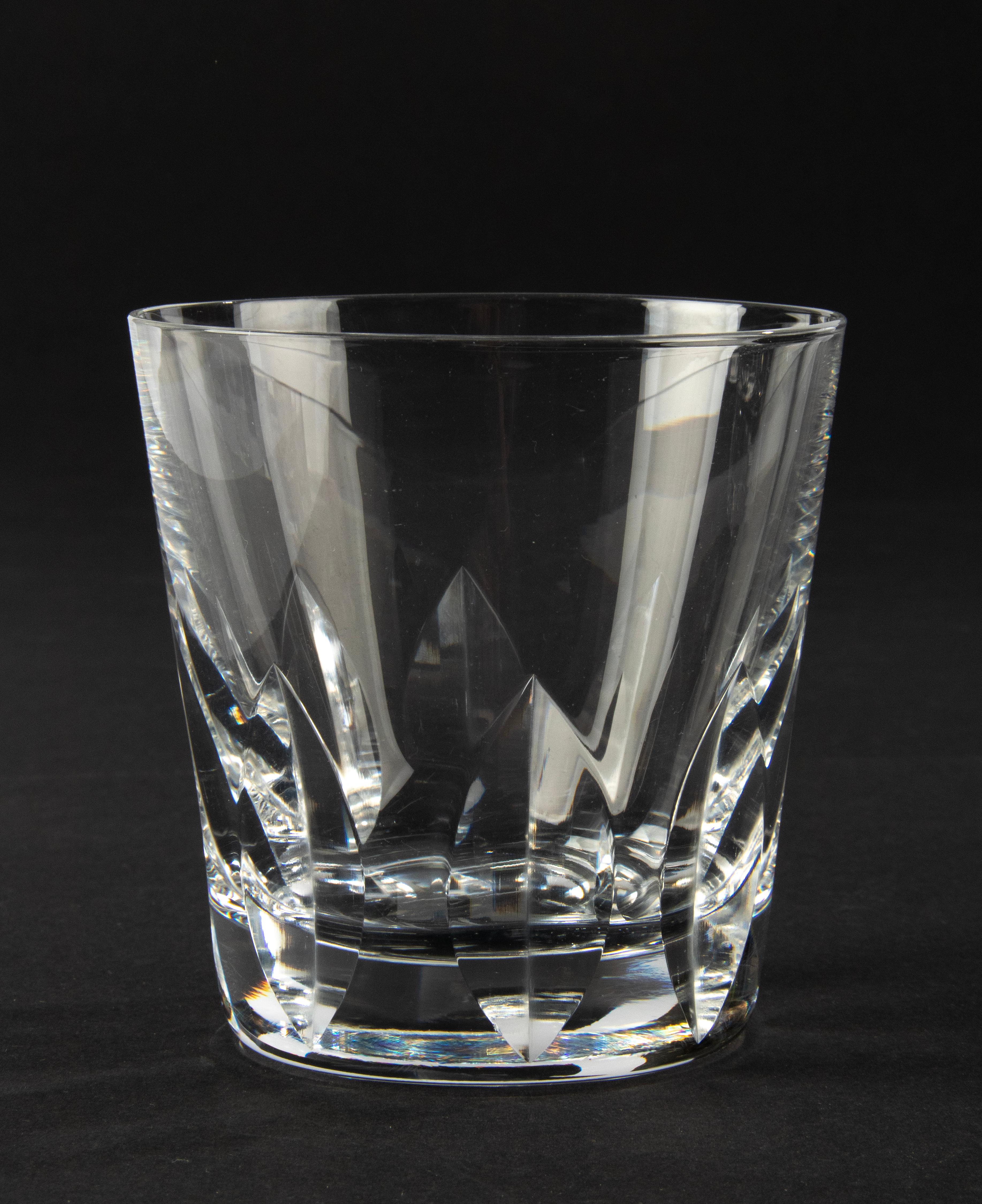 Milieu du XXe siècle Ensemble de 6 verres à whisky en cristal, modèle Saint Louis en vente