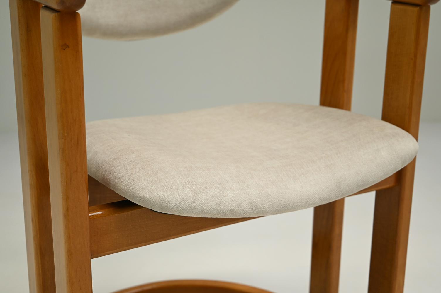 Juego de 6 sillas de comedor de madera de haya curverd, años 60 Alemania. en venta 3