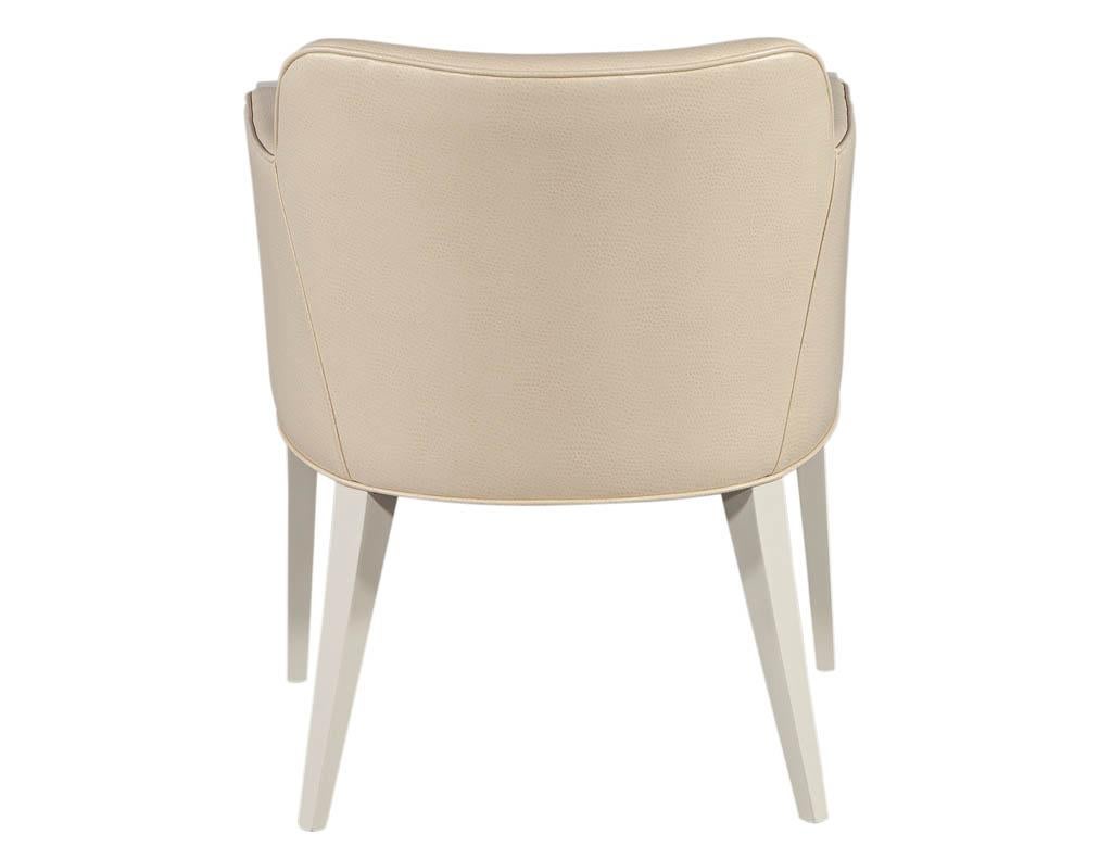 Set di 6 sedie da pranzo moderne personalizzate color crema in ecopelle stampa struzzo in vendita 5