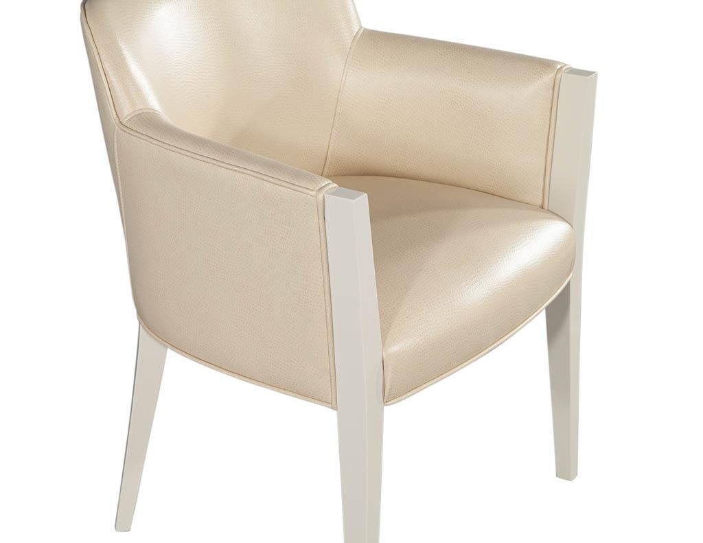 Ensemble de 6 chaises de salle à manger modernes et personnalisées en faux cuir d'autruche couleur crème en vente 7