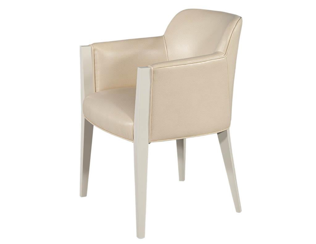 Canadien Ensemble de 6 chaises de salle à manger modernes et personnalisées en faux cuir d'autruche couleur crème en vente