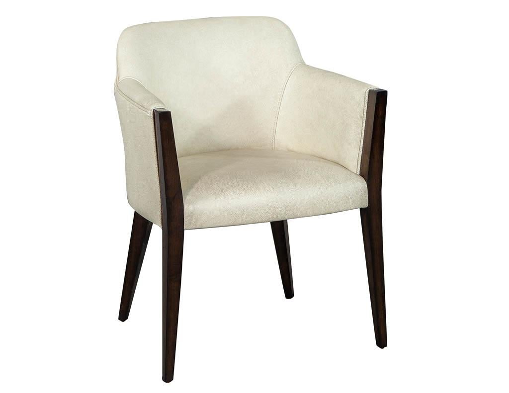 Set of 6 Custom Modern Leather Dining Chairs by Carrocel In New Condition In North York, ON