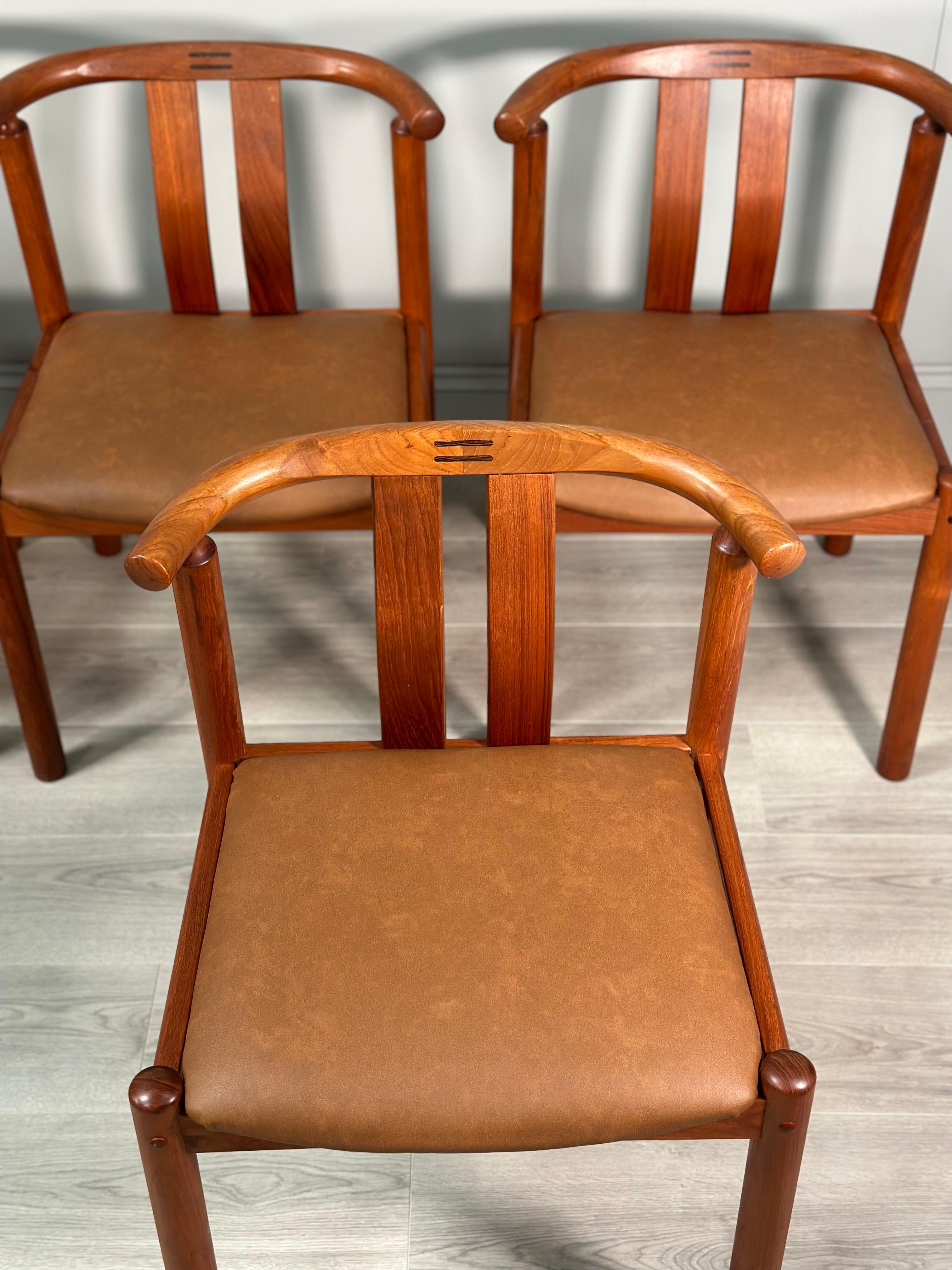 Late 20th Century Set Of 6 Danish Dining Chairs By Hans J. Frydendal For Boltinge Stolefabrik