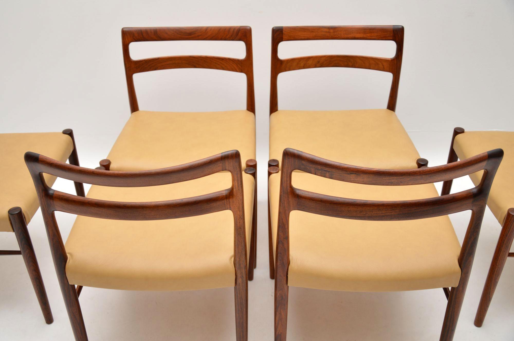 Set of 6 Danish Dining Chairs by Soren Willasden 5