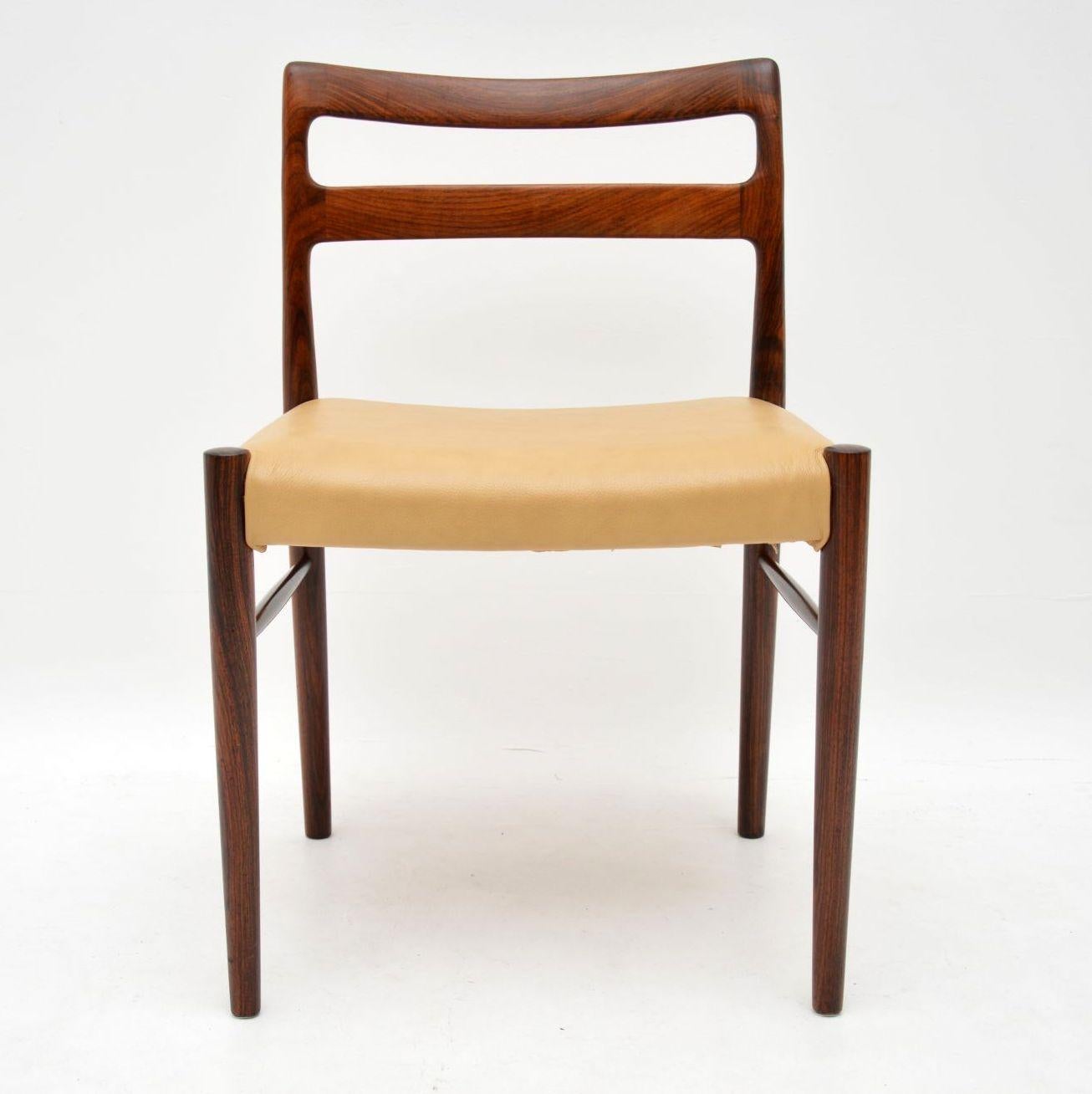 Set of 6 Danish Dining Chairs by Soren Willasden In Good Condition In London, GB