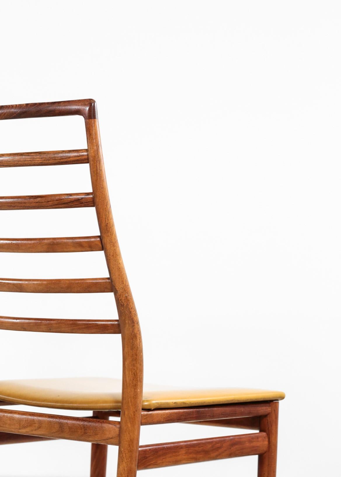 Set of 6 Danish Dining Chairs Scandinavian Design For Sale 1