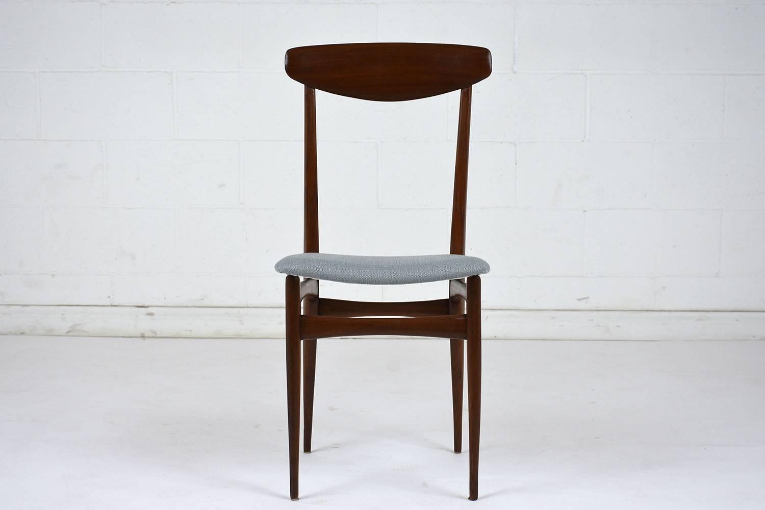 Set of Six Danish Dining Chairs, circa 1960 In Good Condition In Los Angeles, CA