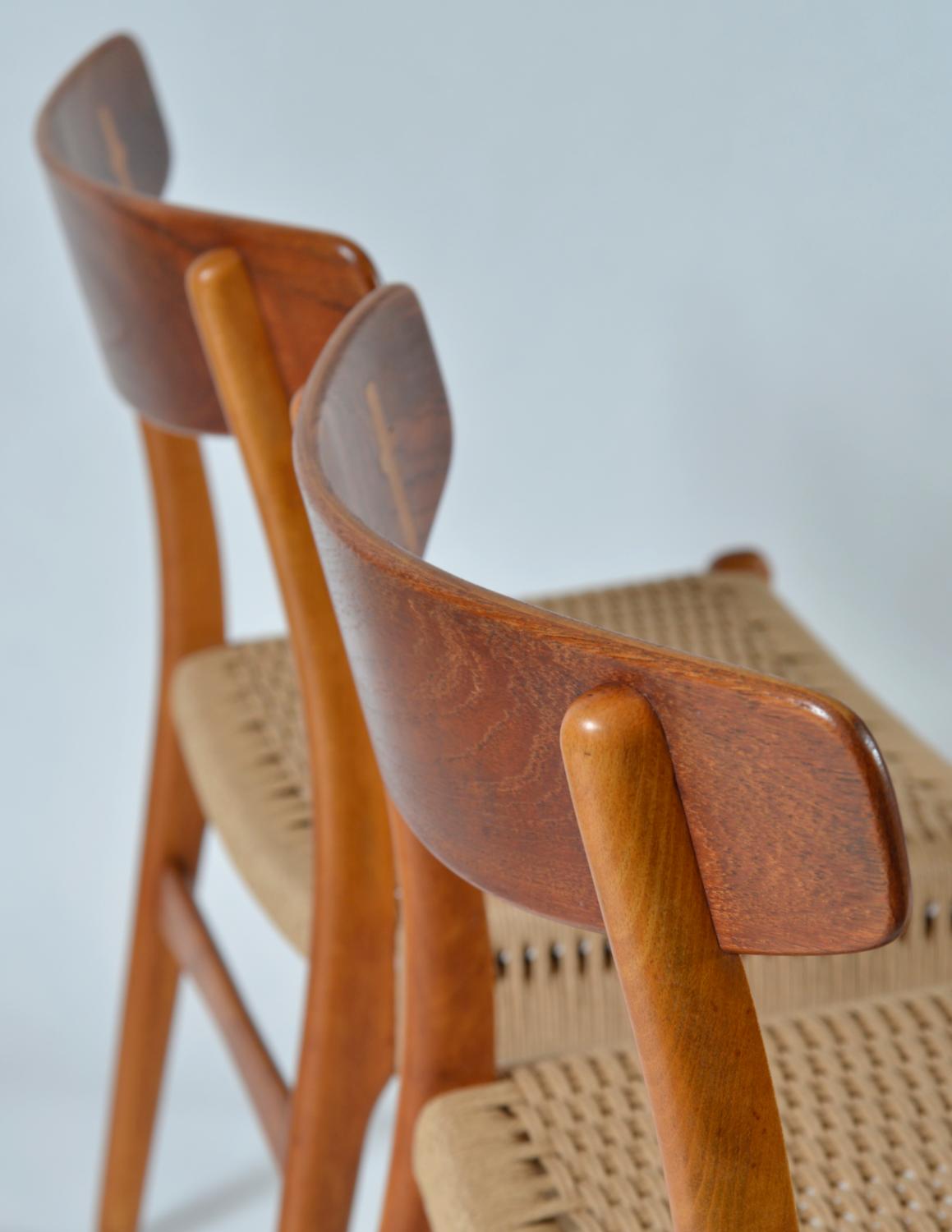 XX secolo Set di 6 sedie da pranzo danesi Hans Wegner CH-23 in Beeche e Teak Carl Hansen 1950s in vendita