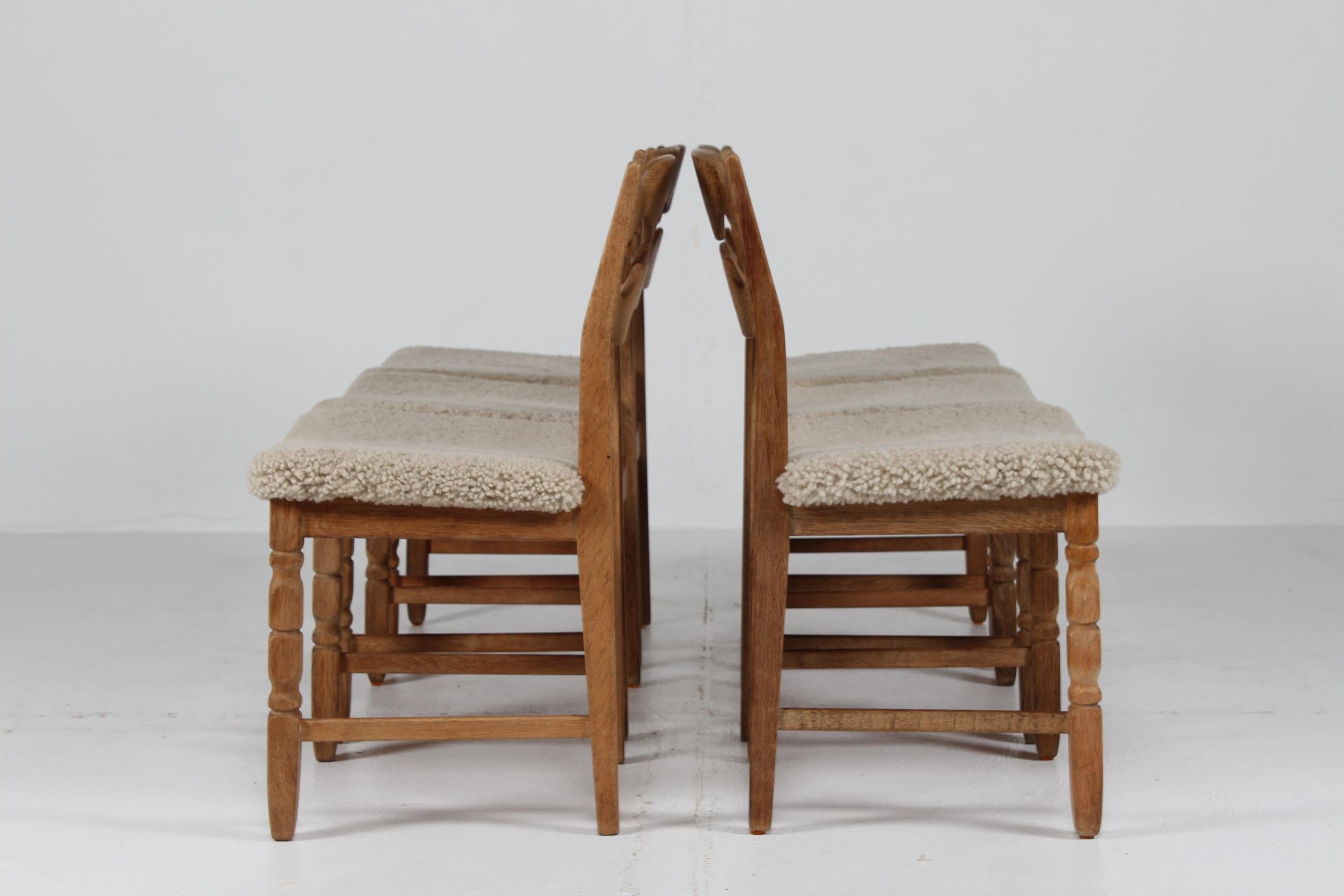 Late 20th Century Set of 6 Danish Henning Kjærnulf Razor Blade Chairs of Oak + New Sheepskin 1970s
