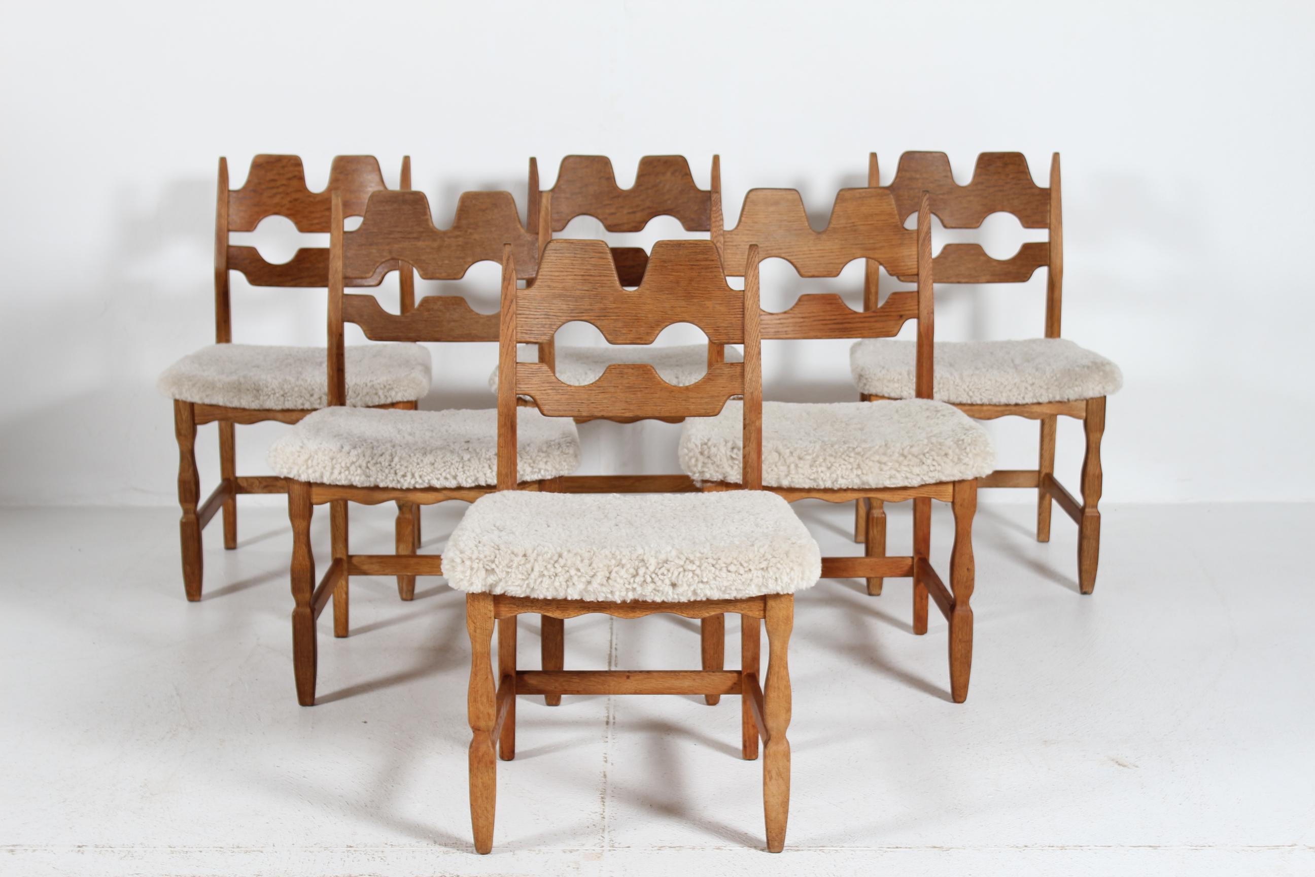 Late 20th Century Set of 6 Danish Henning Kjærnulf Razor Blade Chairs of Oak + New Sheepskin 1970s For Sale