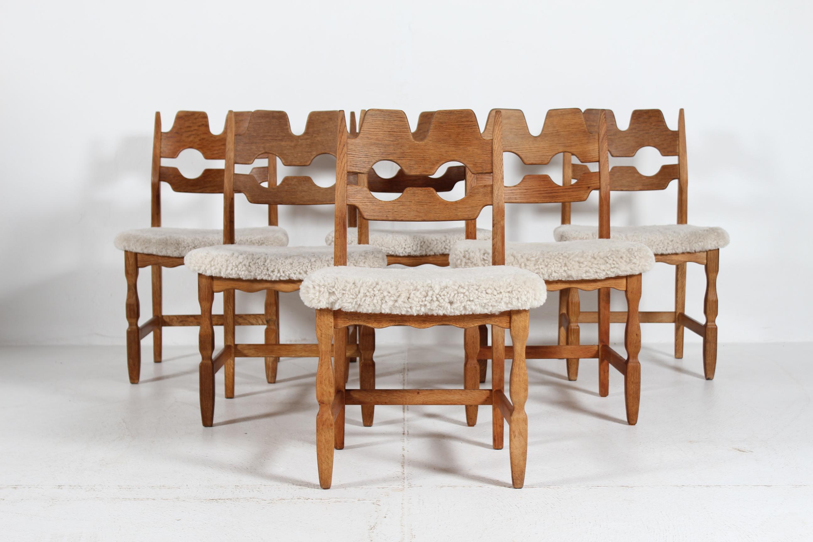 Set of 6 Danish Henning Kjærnulf Razor Blade Chairs of Oak + New Sheepskin 1970s For Sale 1