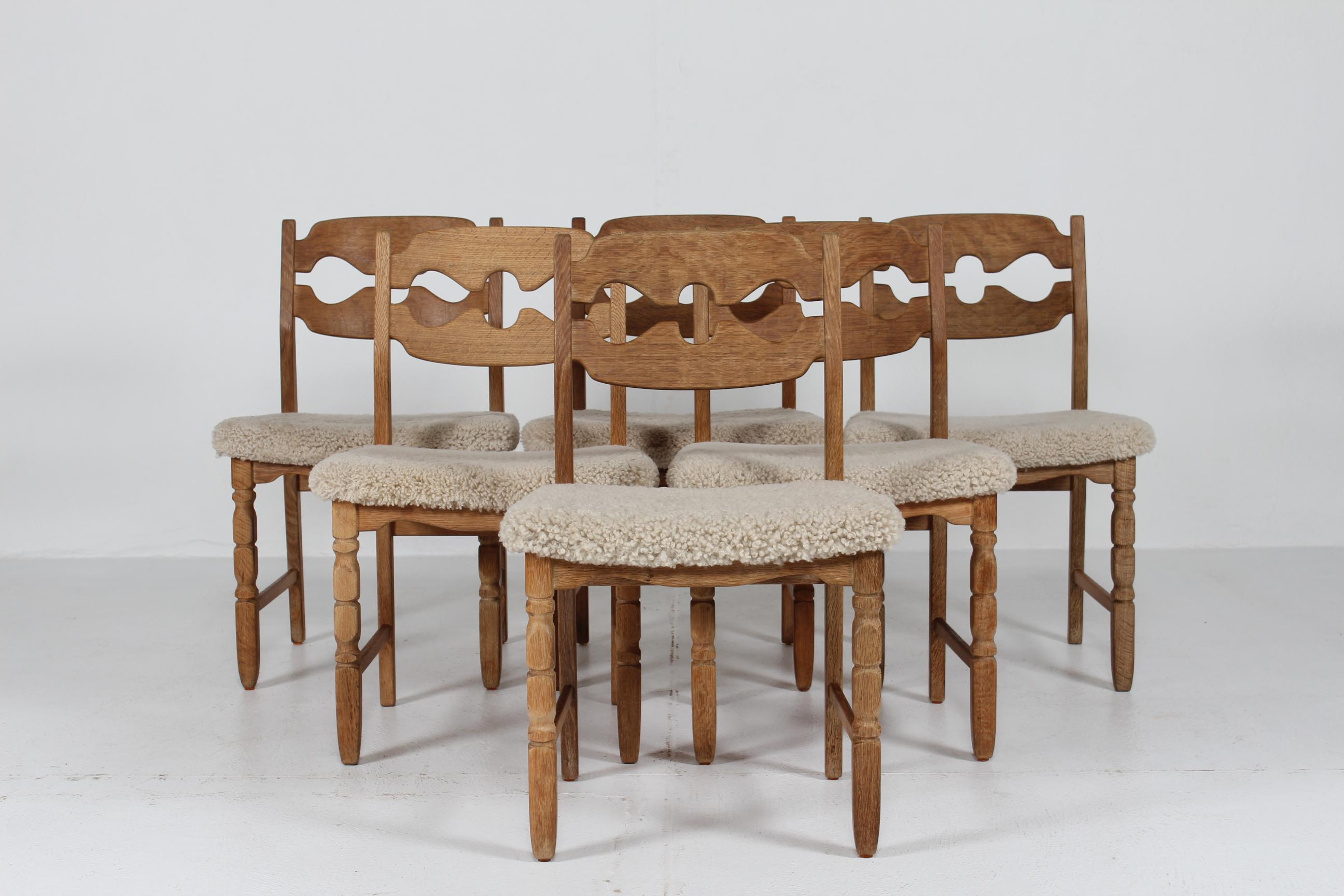 Set of 6 Danish Henning Kjærnulf Razor Blade Chairs of Oak + New Sheepskin 1970s 3