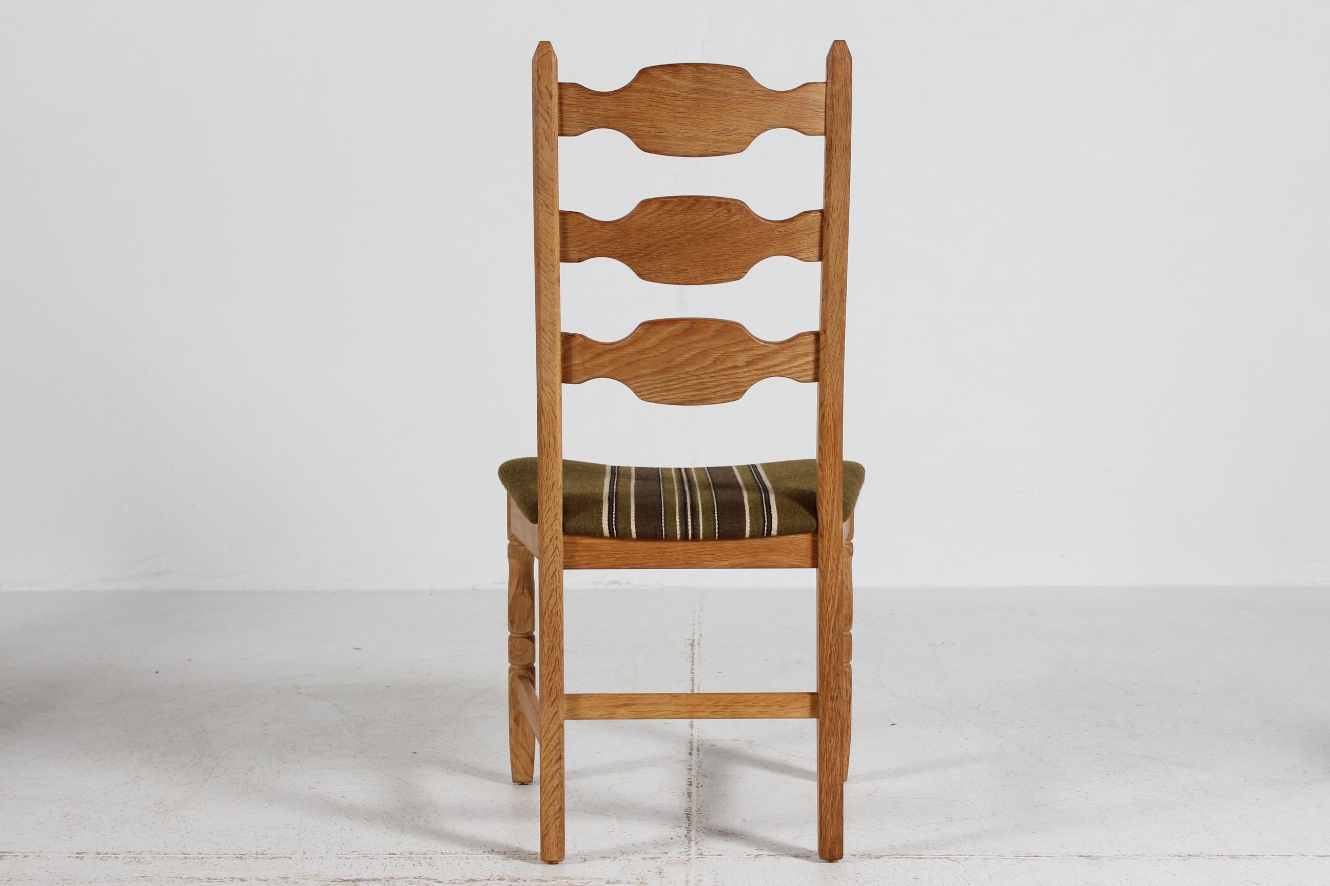 Set of 6 Danish Henning Kjærnulf Razor Blade Chairs of Oak + Original Wool 1970s For Sale 4