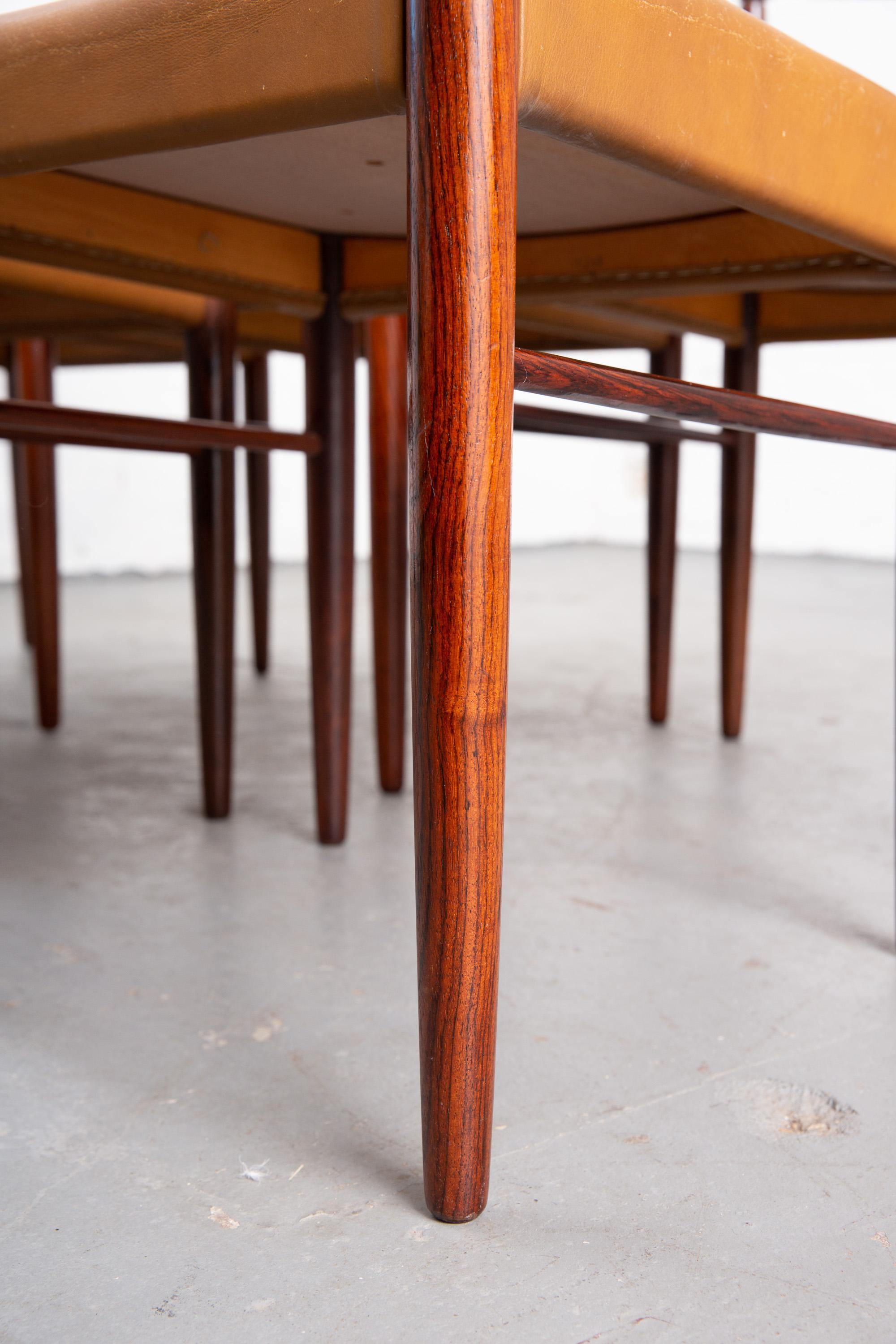 Wood Set of 6 Danish Mid-Century Modern Dining Chairs