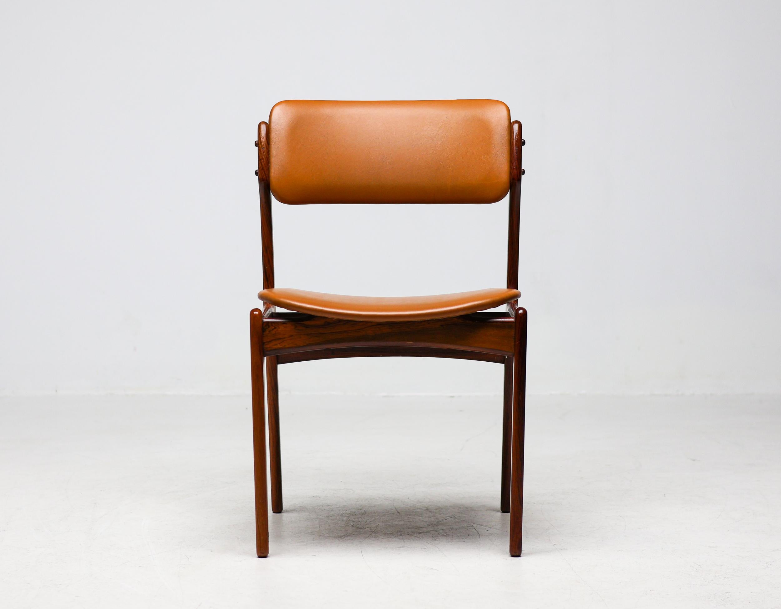Naugahyde Set of 6 Danish Mid Century Modern Model 49 Rosewood Dining Chairs by Erik Buch For Sale