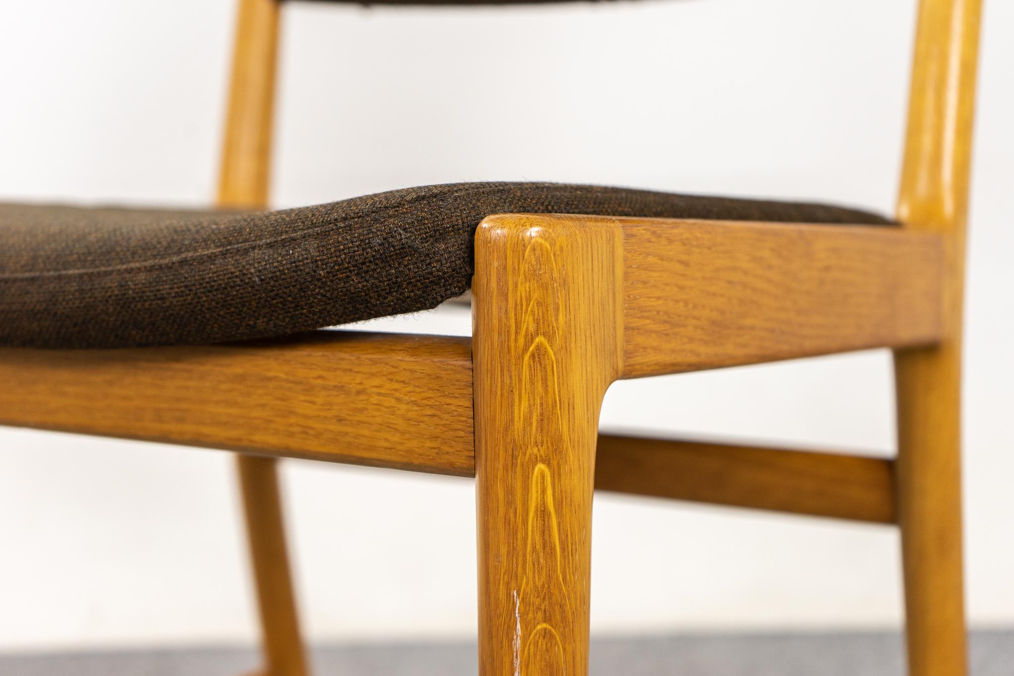 Set of 6 Danish Mid-Century Modern Oak Dining Chairs by Kai Lyngfeldt Larsen For Sale 1
