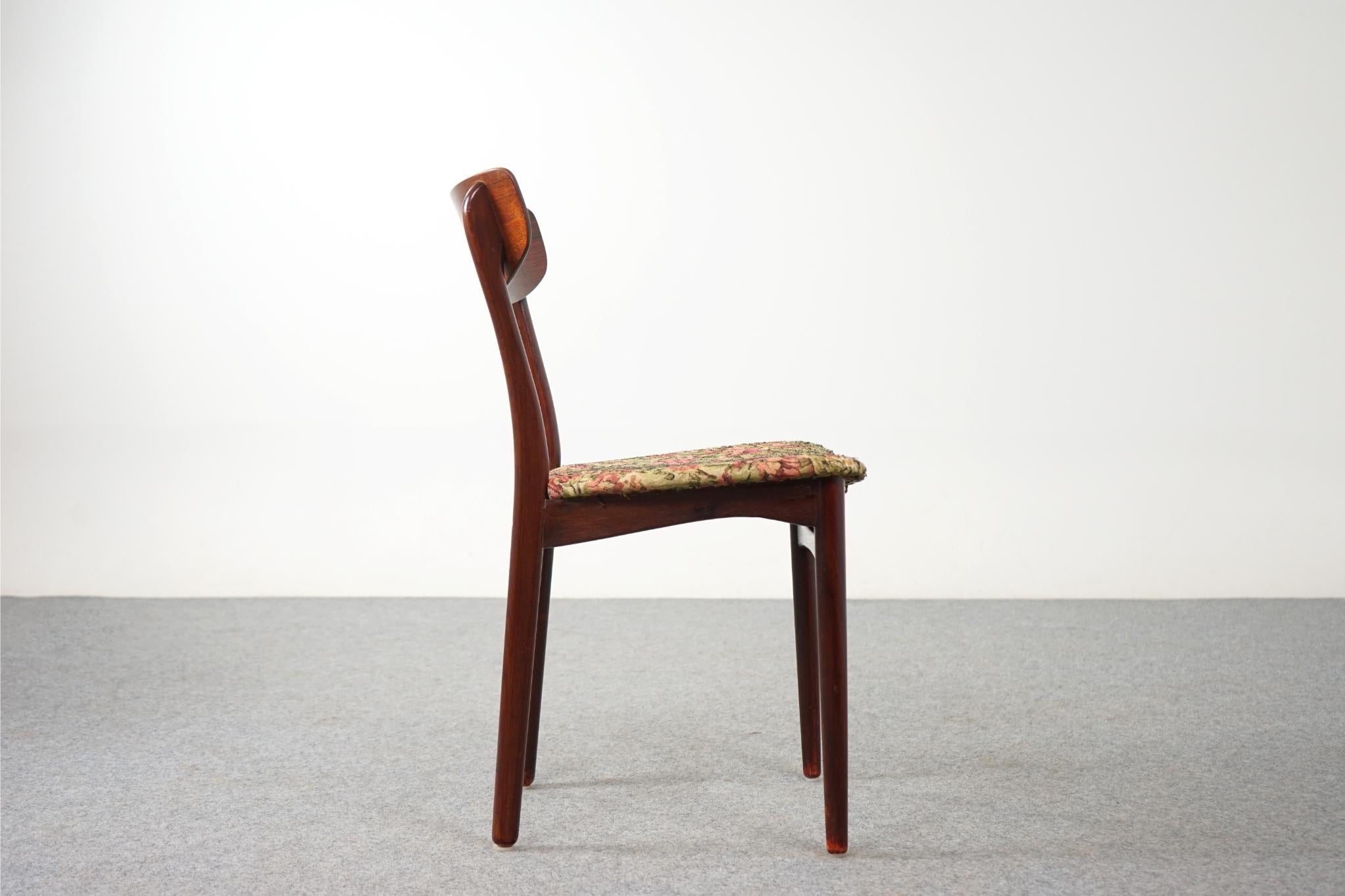 Set of 6 Danish Mid-Century Modern Rosewood Dining Chairs 1