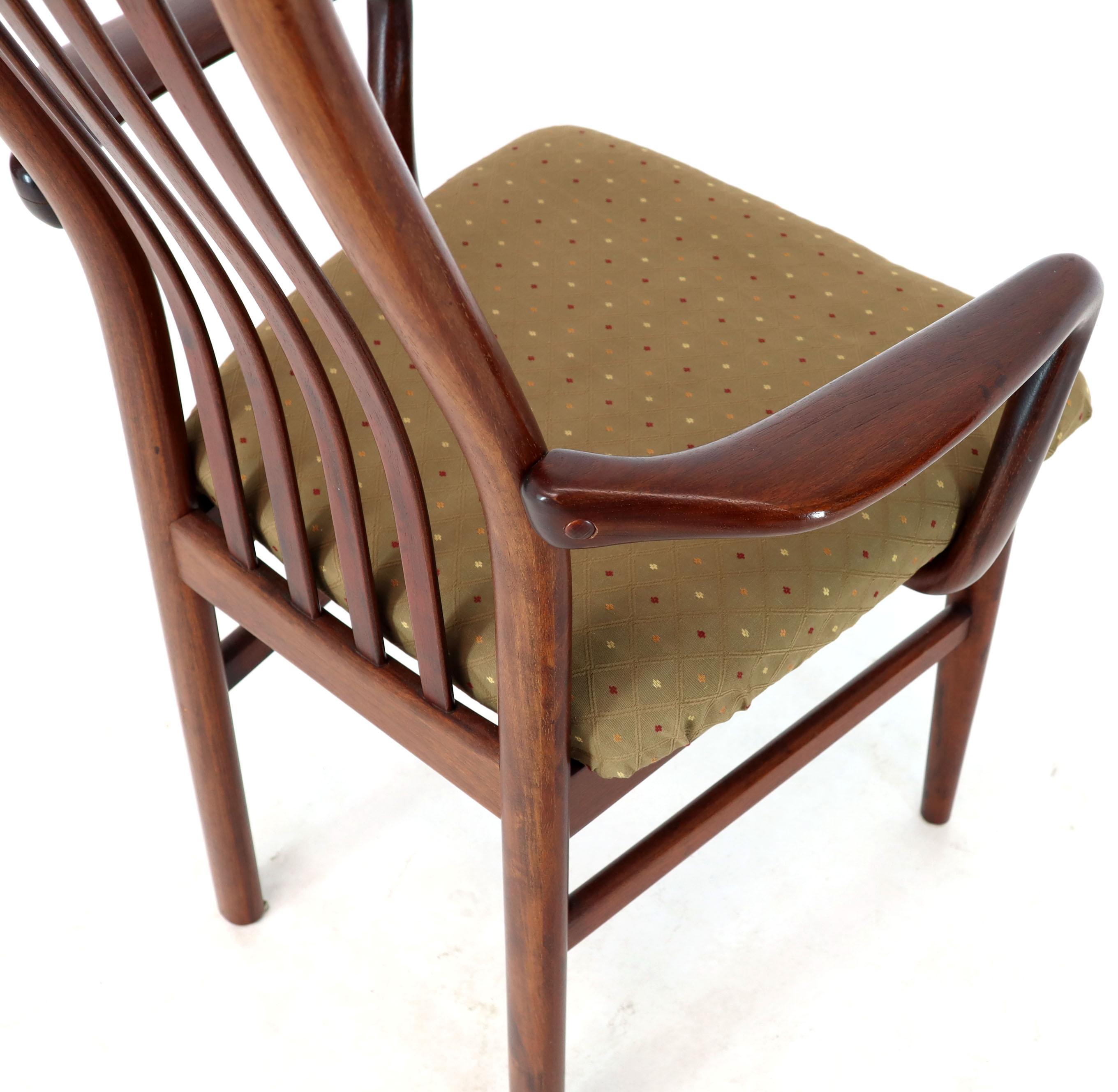 Set of 6 Danish Mid-Century Modern Rosewood Dining Chairs Two Armchairs 3