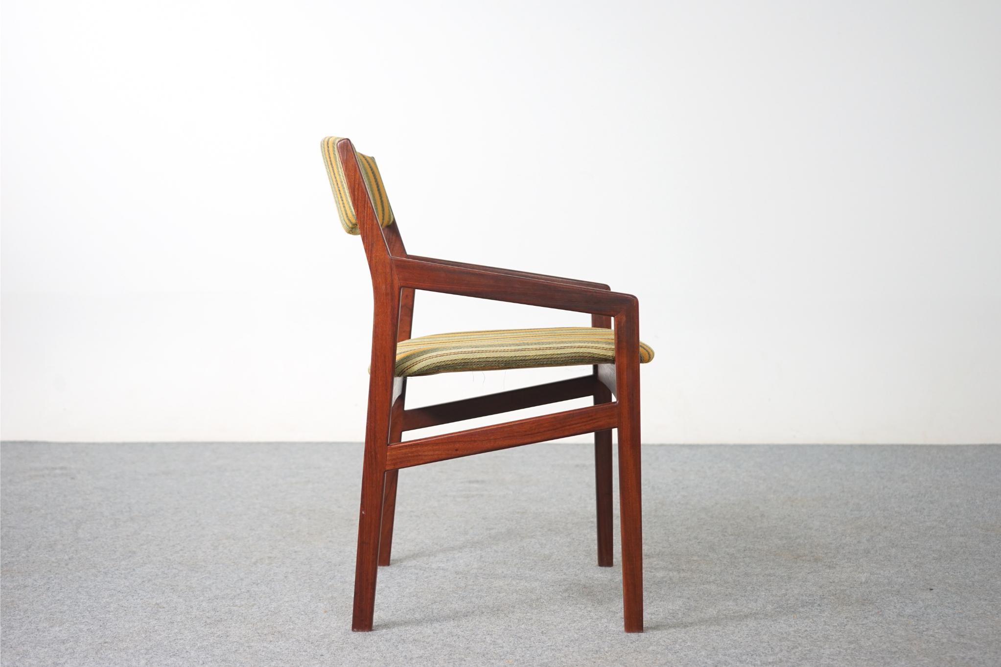 Set of 6 Danish Mid-Century Modern Teak Dining Chairs 3
