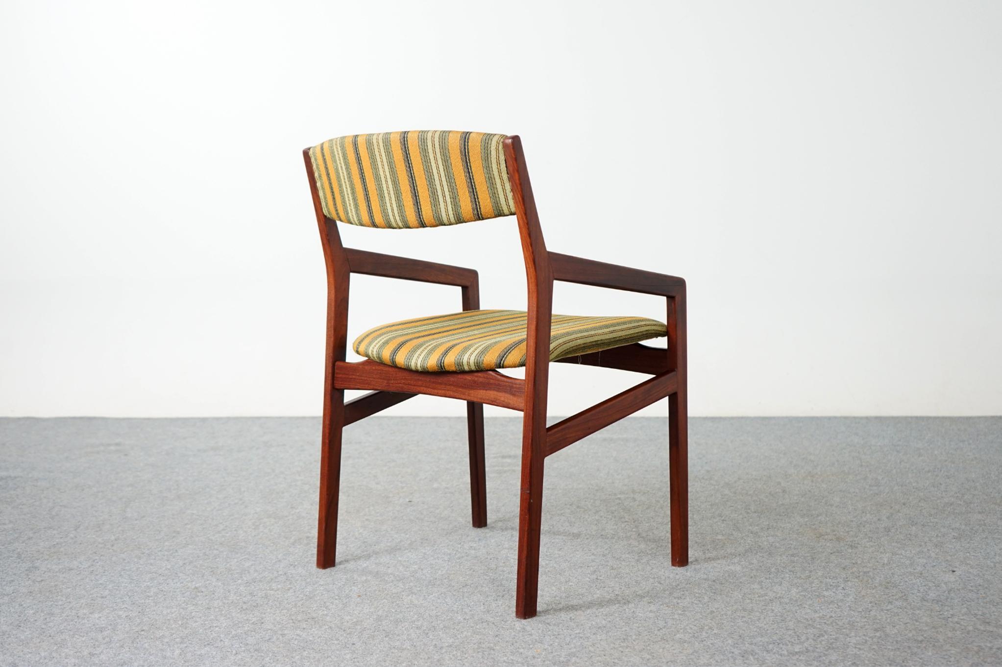 Set of 6 Danish Mid-Century Modern Teak Dining Chairs 4