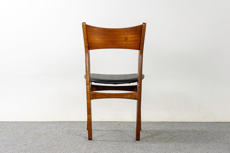 Set of 6 Danish MidCentury Modern Teak and Oak Dining Chairs For Sale