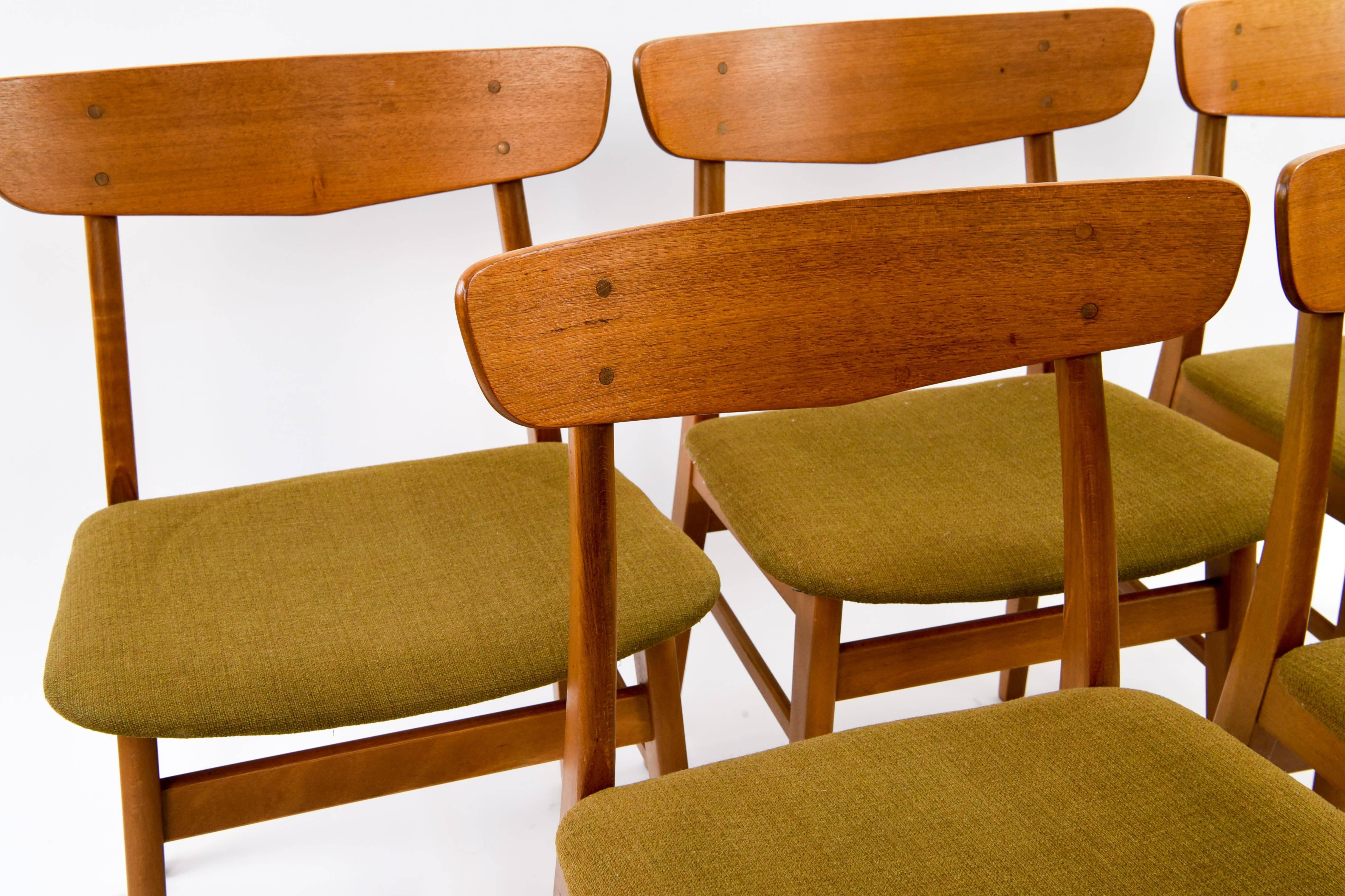 Mid-20th Century Set of (6) Danish Midcentury Teak Dining Chairs by SAX