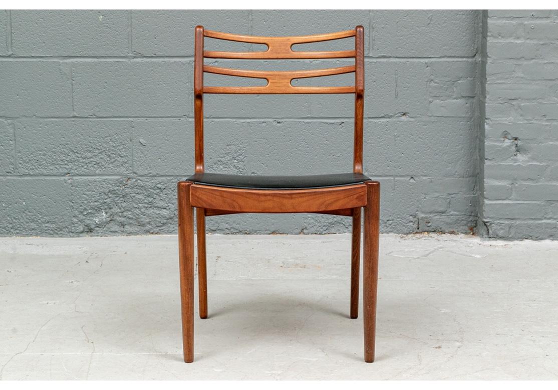 Set of 6 Danish Midcentury Teak Dining Chairs In Good Condition In Bridgeport, CT