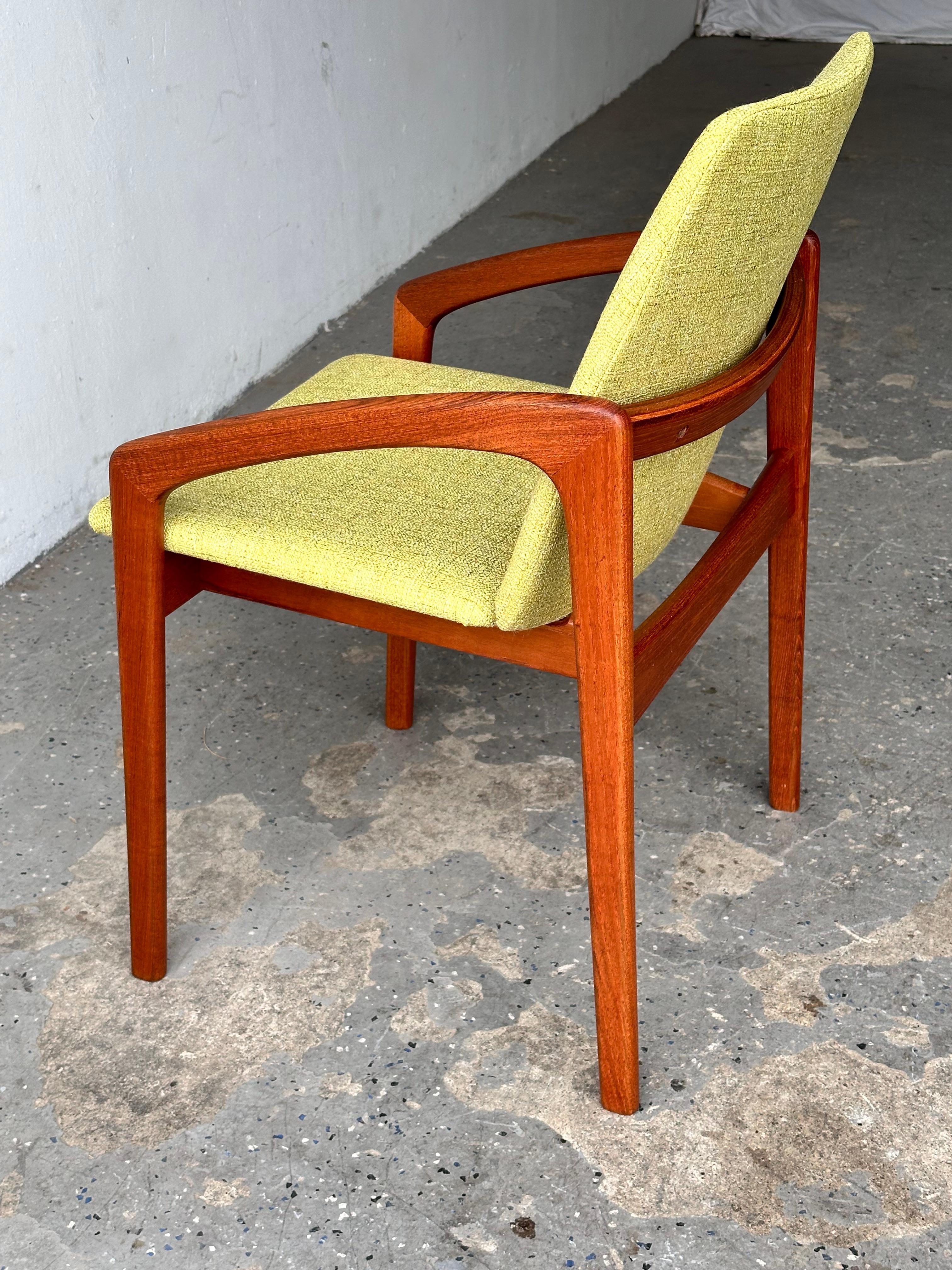 Teak Set of 6 Danish Modern Model 23  Dining Chairs by Henning Kjaernulf  for Korup S For Sale