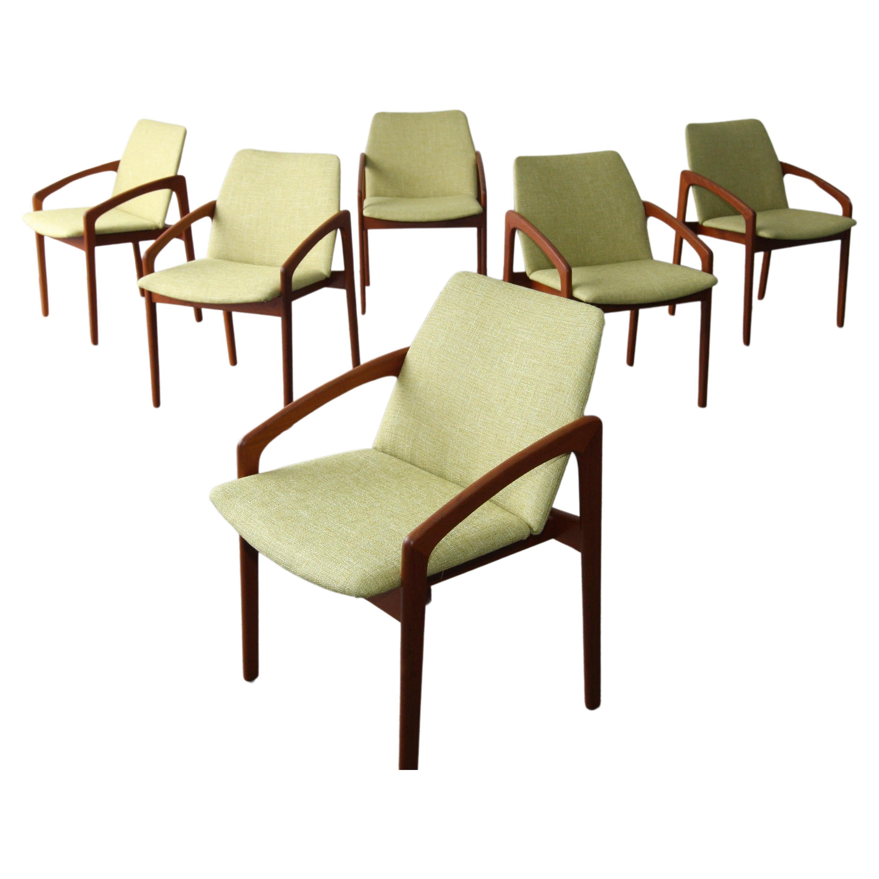 Set of 6 Danish Modern Model 23  Dining Chairs by Henning Kjaernulf  for Korup S For Sale