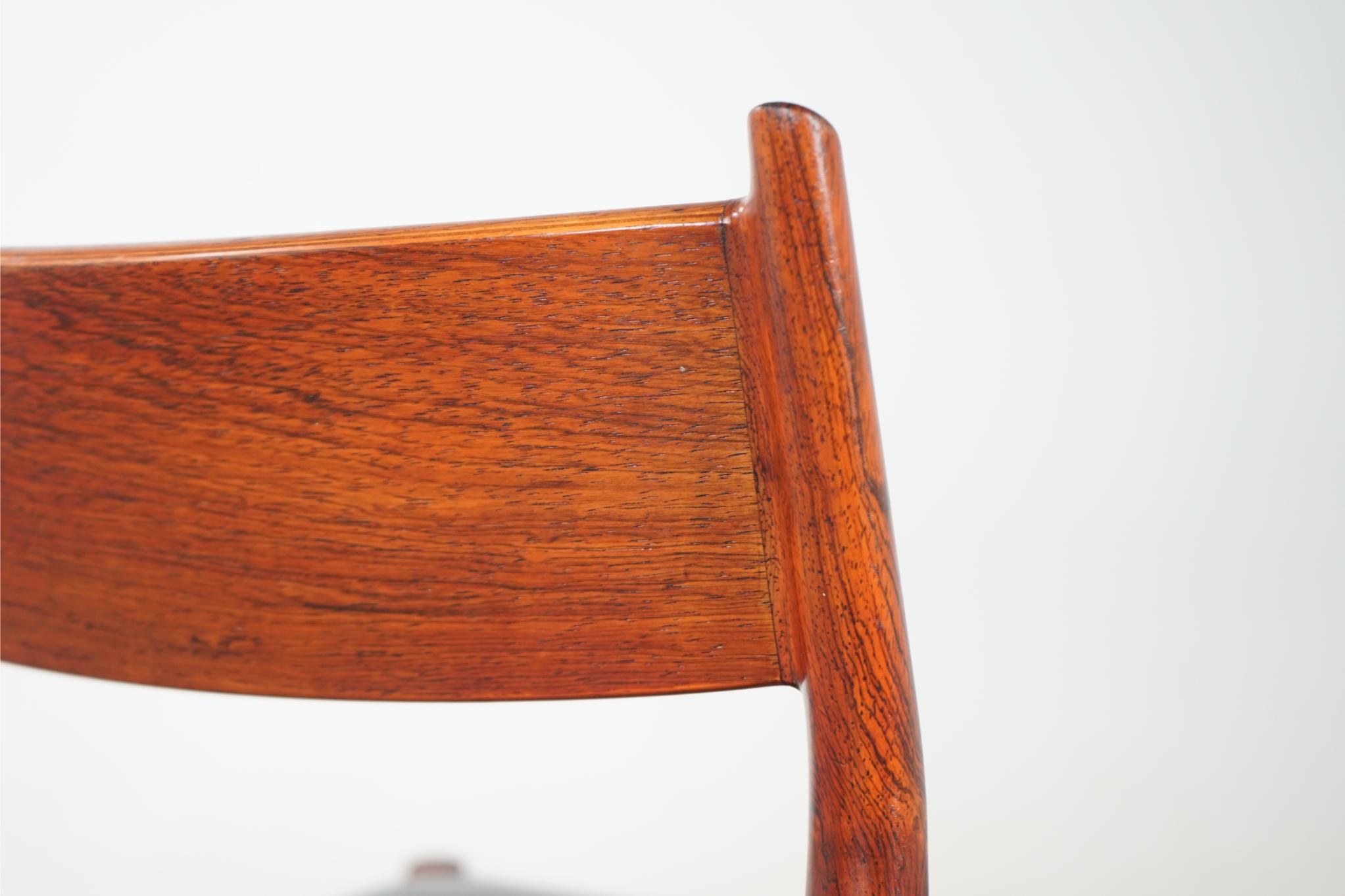 Ensemble de 6 chaises de salle à manger danoises modernes en bois de rose Arne Vodder, modèle 418 en vente 3
