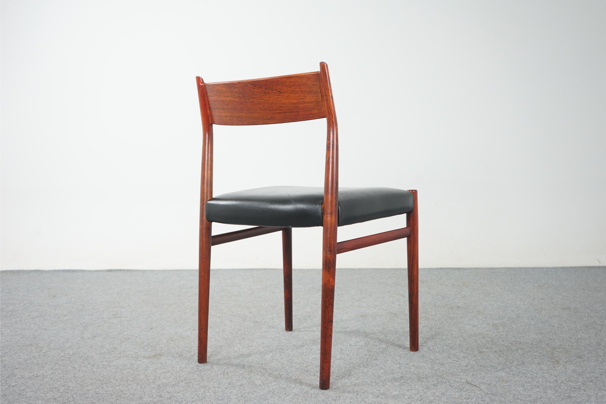 Ensemble de 6 chaises de salle à manger danoises modernes en bois de rose Arne Vodder, modèle 418 en vente 4