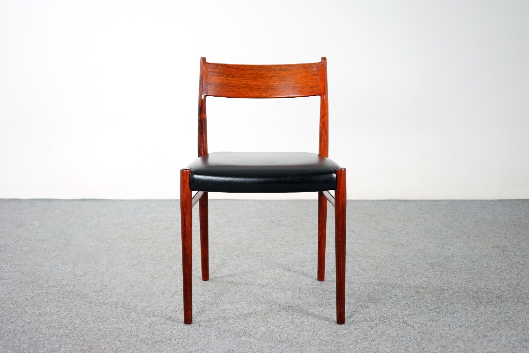 Ensemble de 6 chaises de salle à manger danoises modernes en bois de rose Arne Vodder, modèle 418 en vente 1