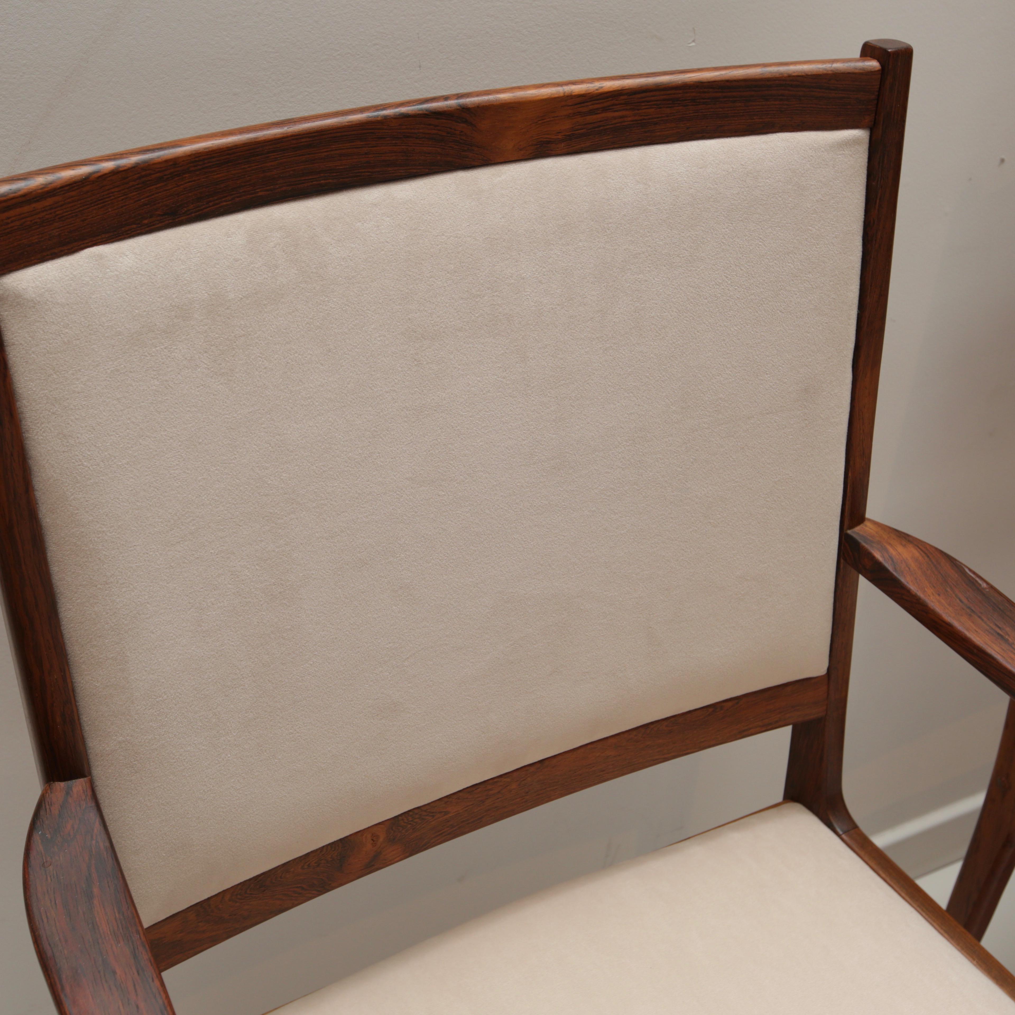 Set of 6 Danish Modern Rosewood Chairs by Bernhard Pedersen 2