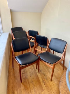 Set of 6 Danish Modern Tilt Back Chairs by Arne Vodder for Vamo Teak 2 Armchairs