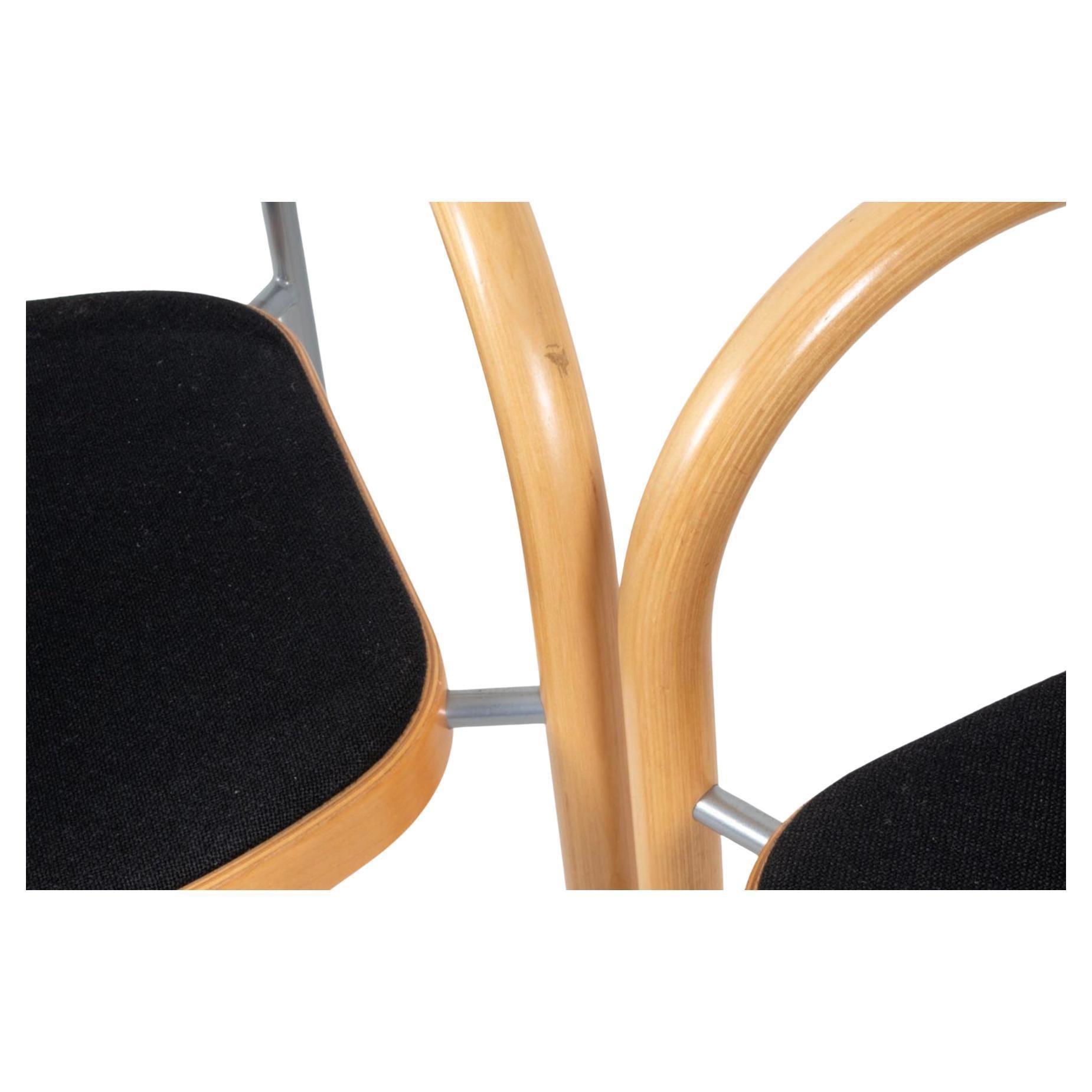 Scandinavo moderno Set di 6 sedie da pranzo postmoderne danesi in Beeche Bentwood di Magnus Olesen in vendita
