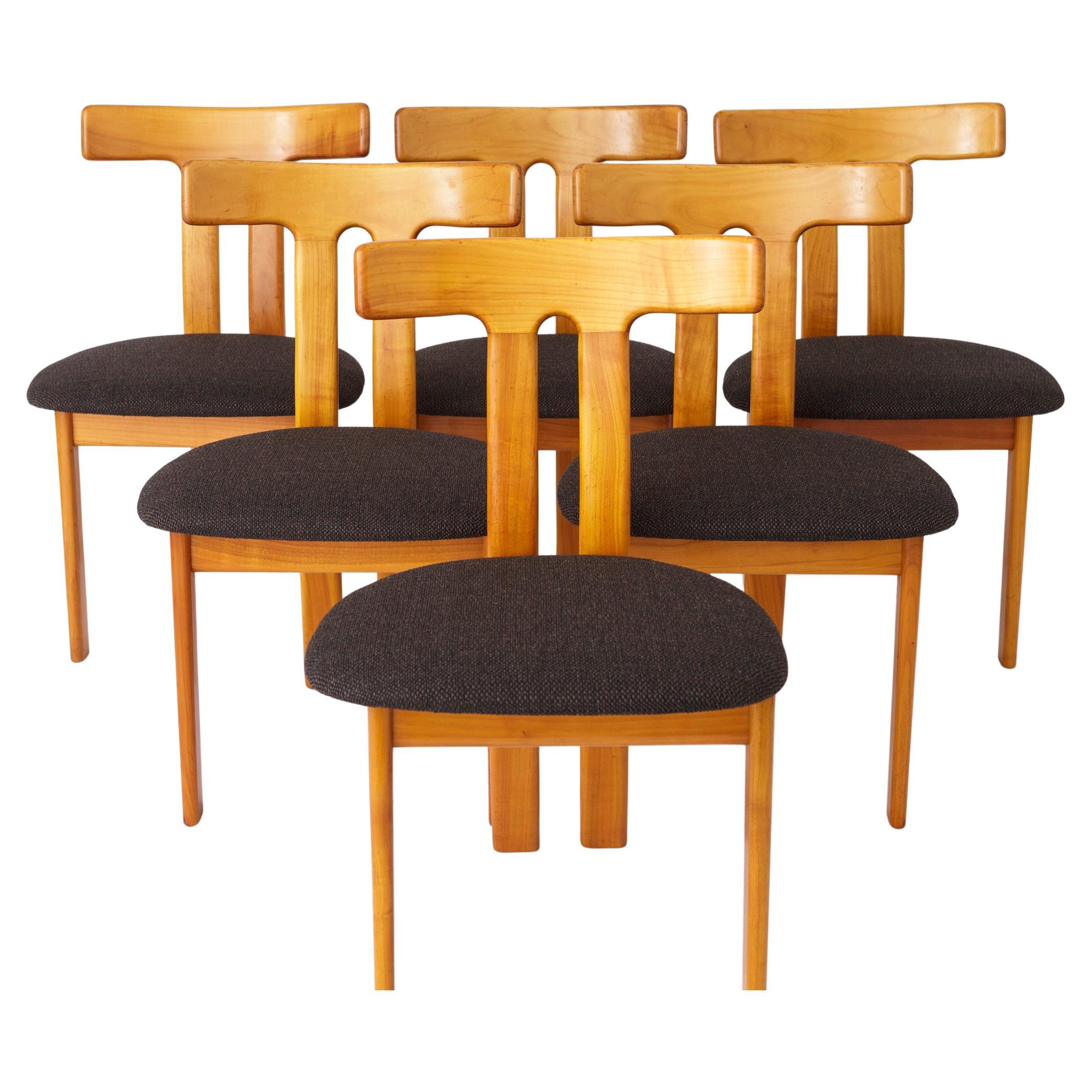 Set of 6 Danish 'T' shaped chairs – 1960s Mid-Century Modern Design